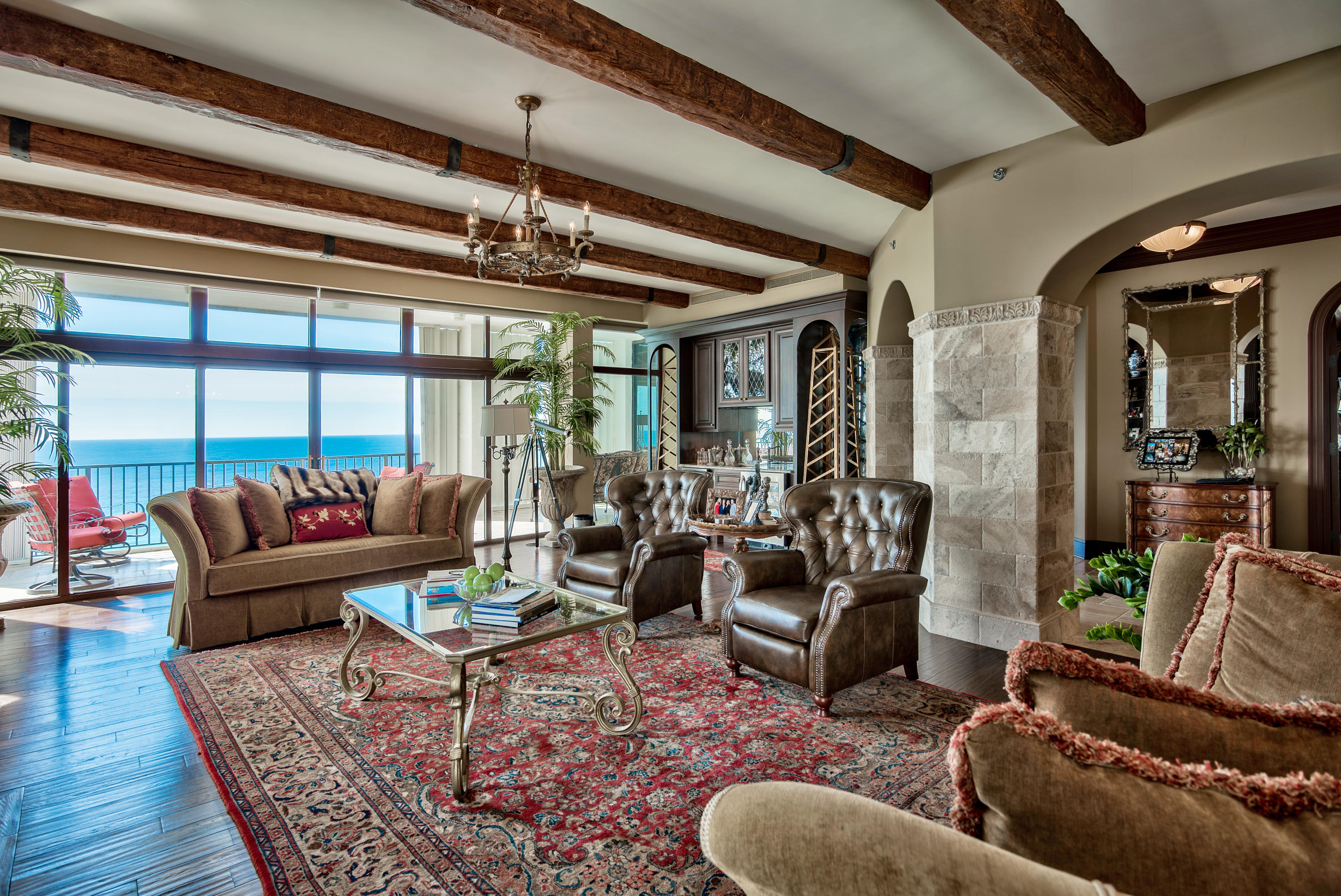 REGENCY TOWERS - Residential