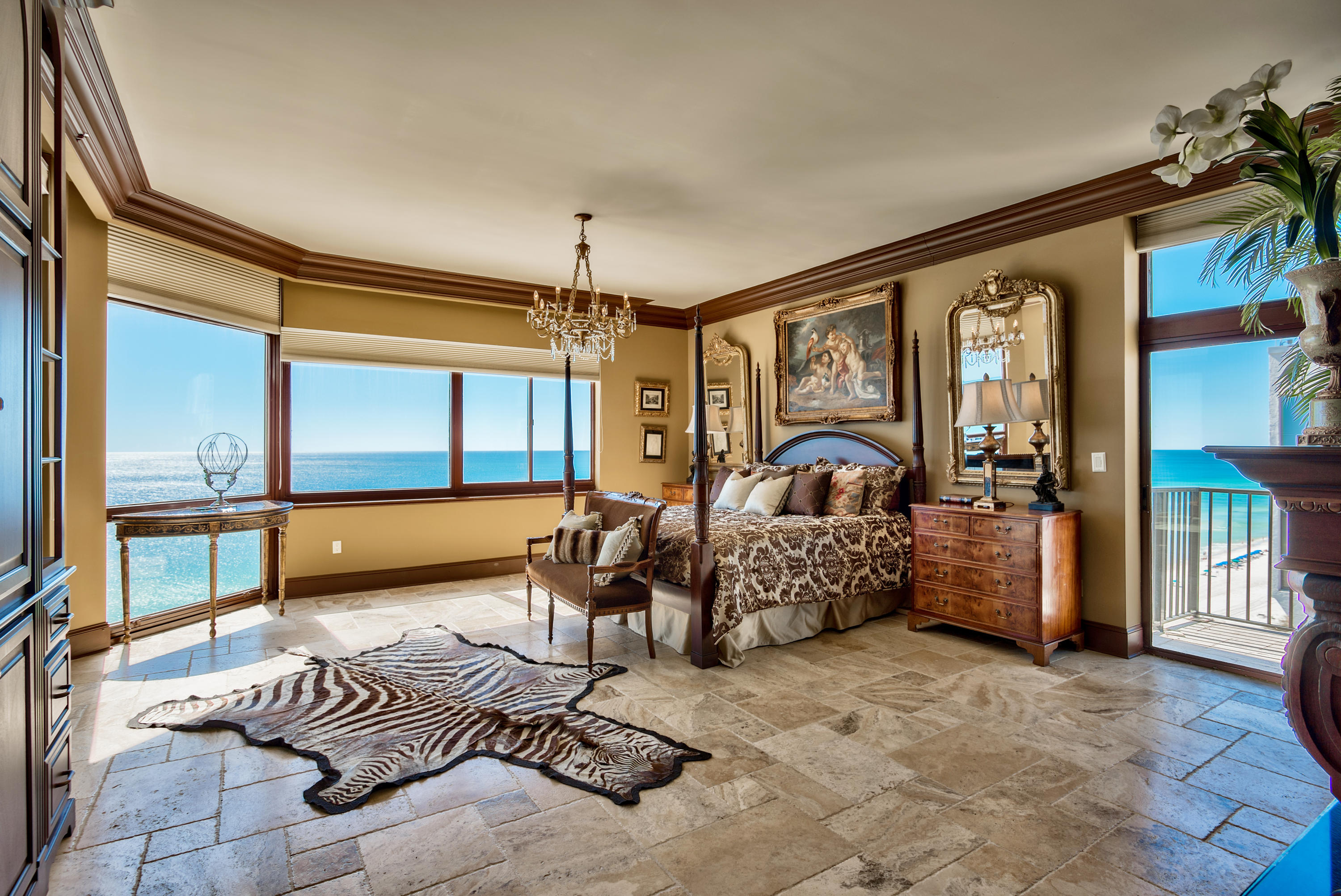 REGENCY TOWERS - Residential