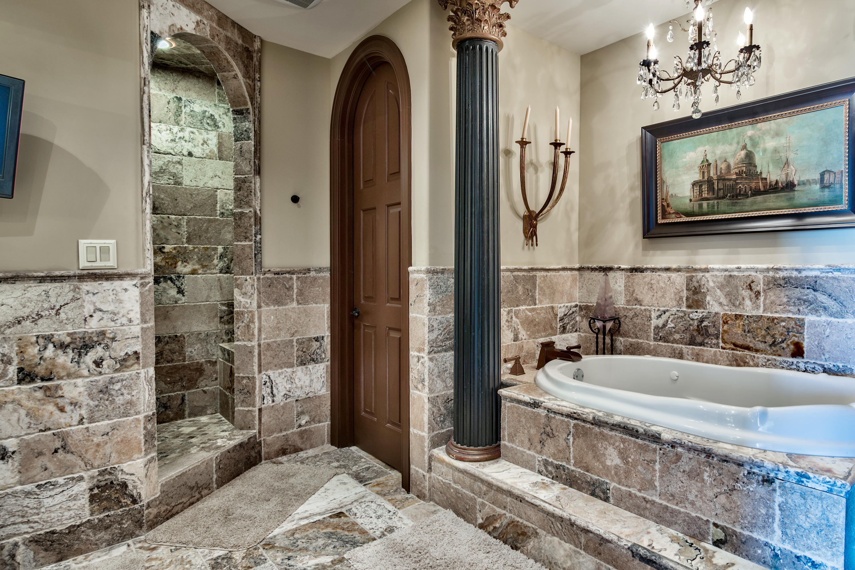 REGENCY TOWERS - Residential