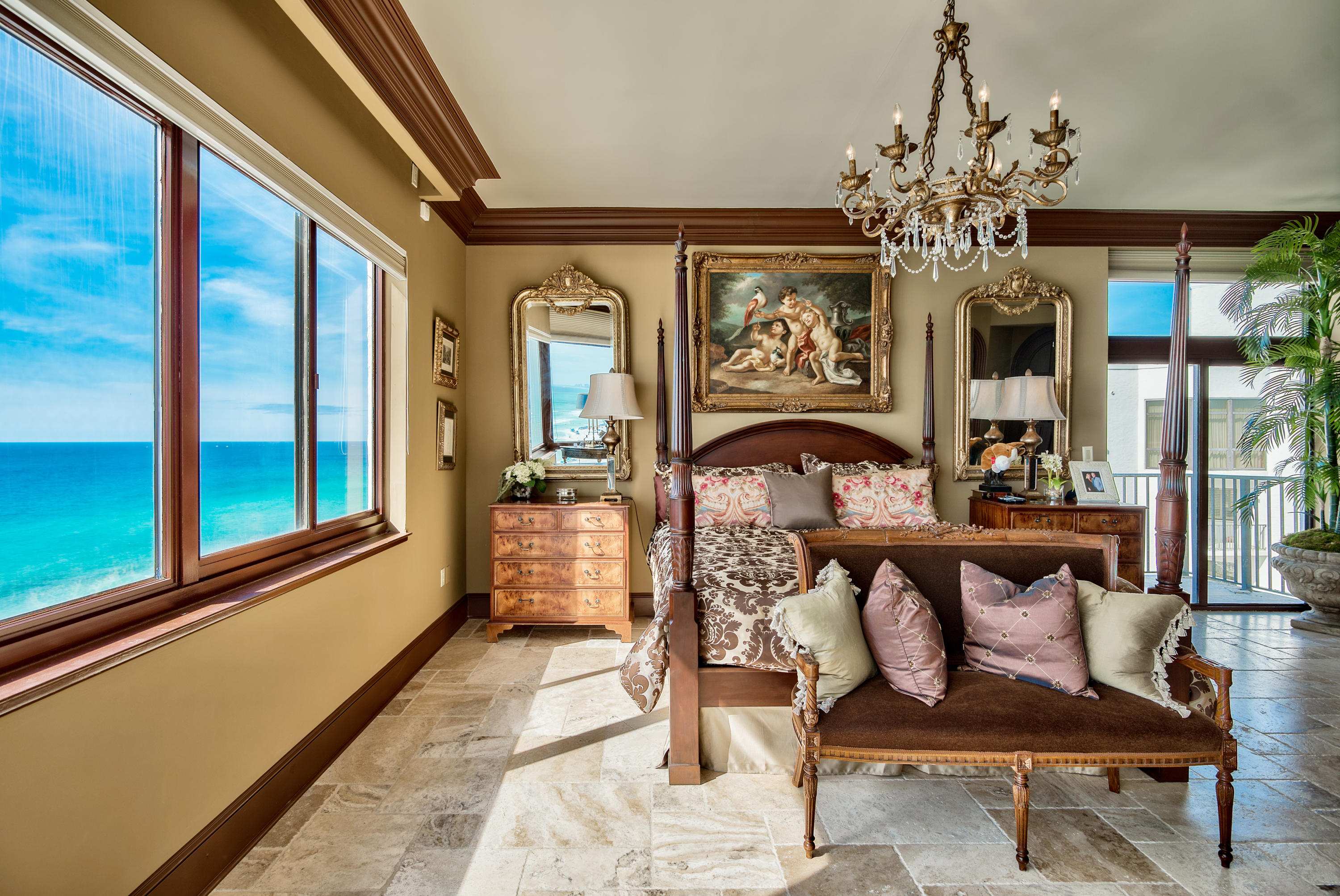 REGENCY TOWERS - Residential