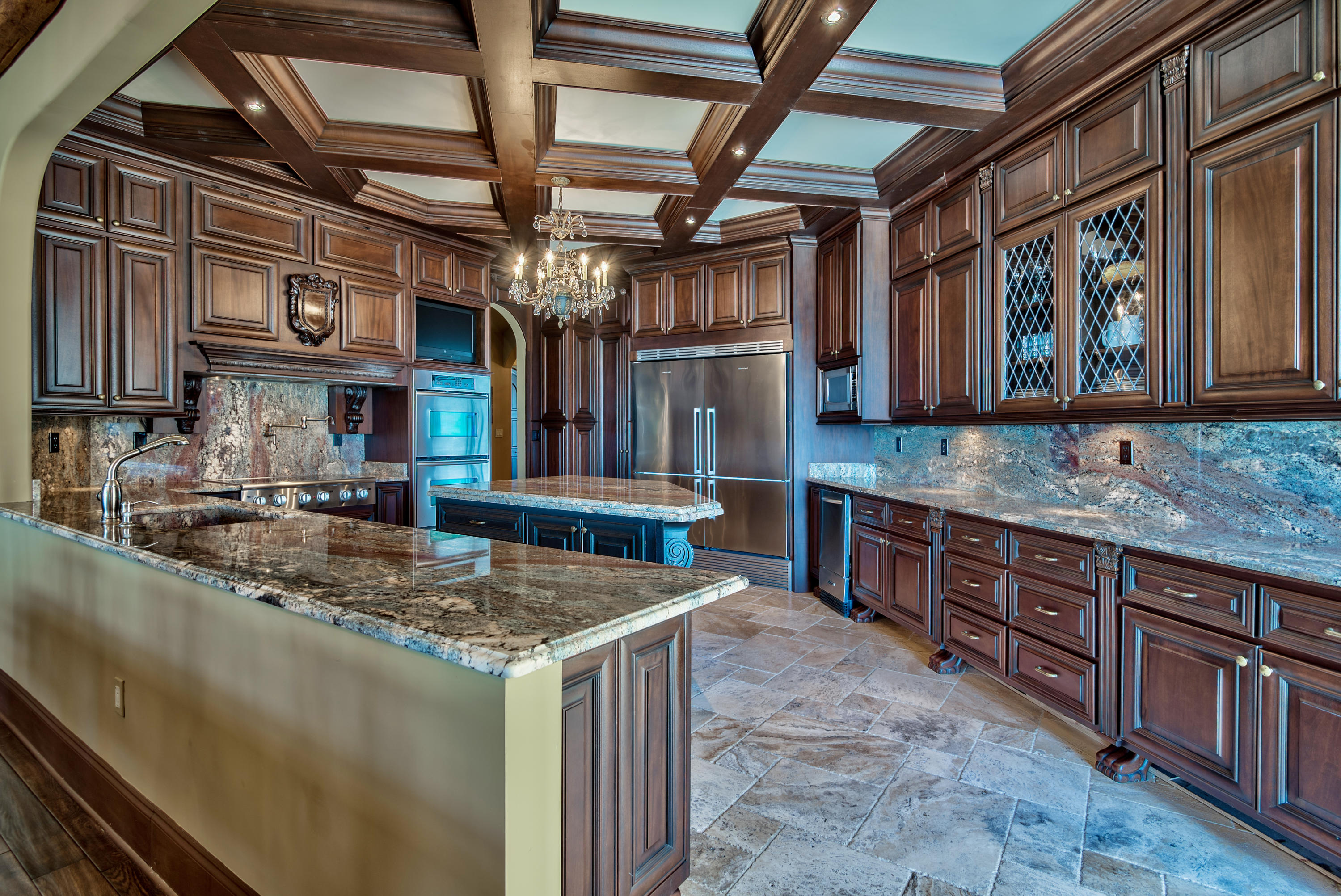 REGENCY TOWERS - Residential