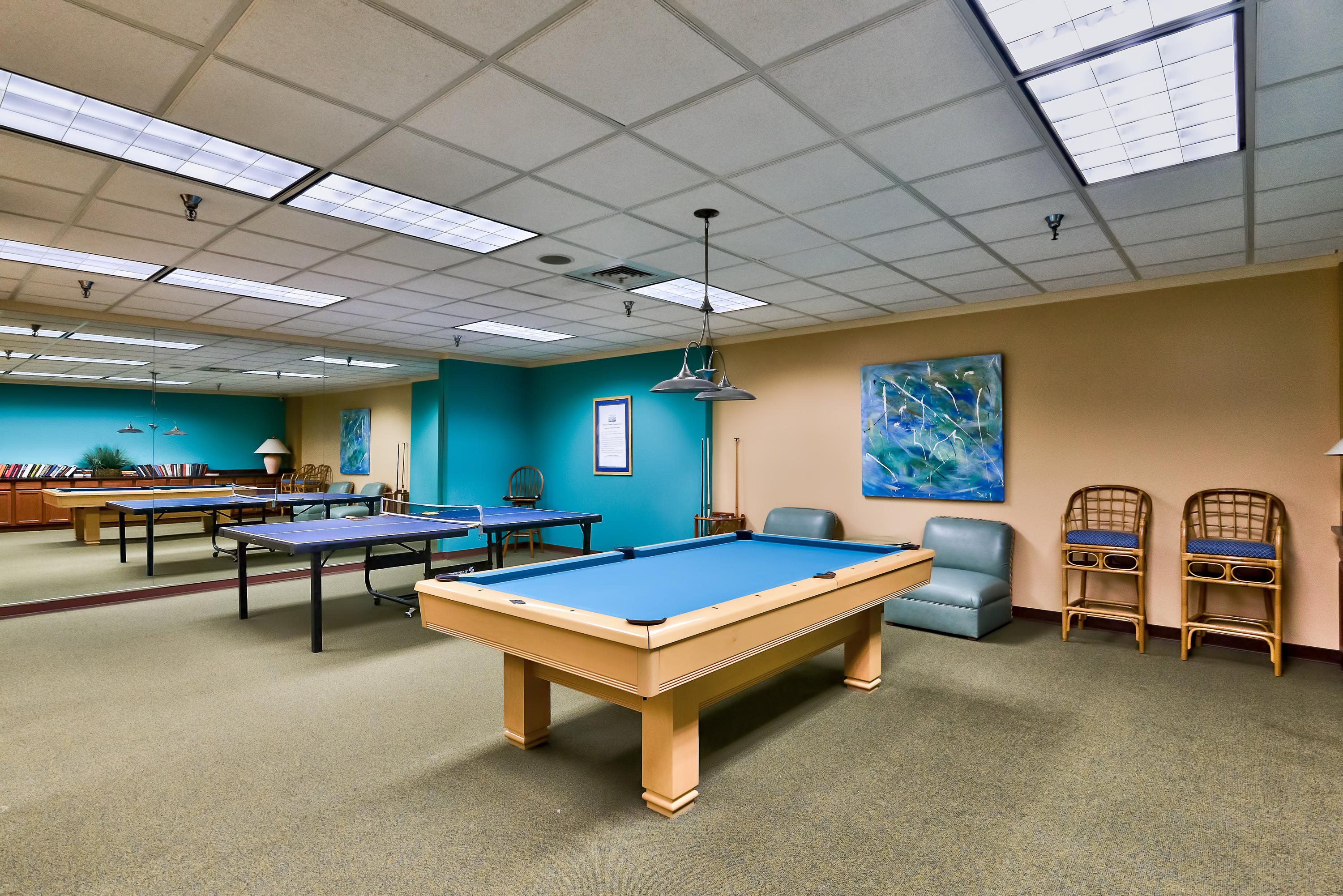 REGENCY TOWERS - Residential