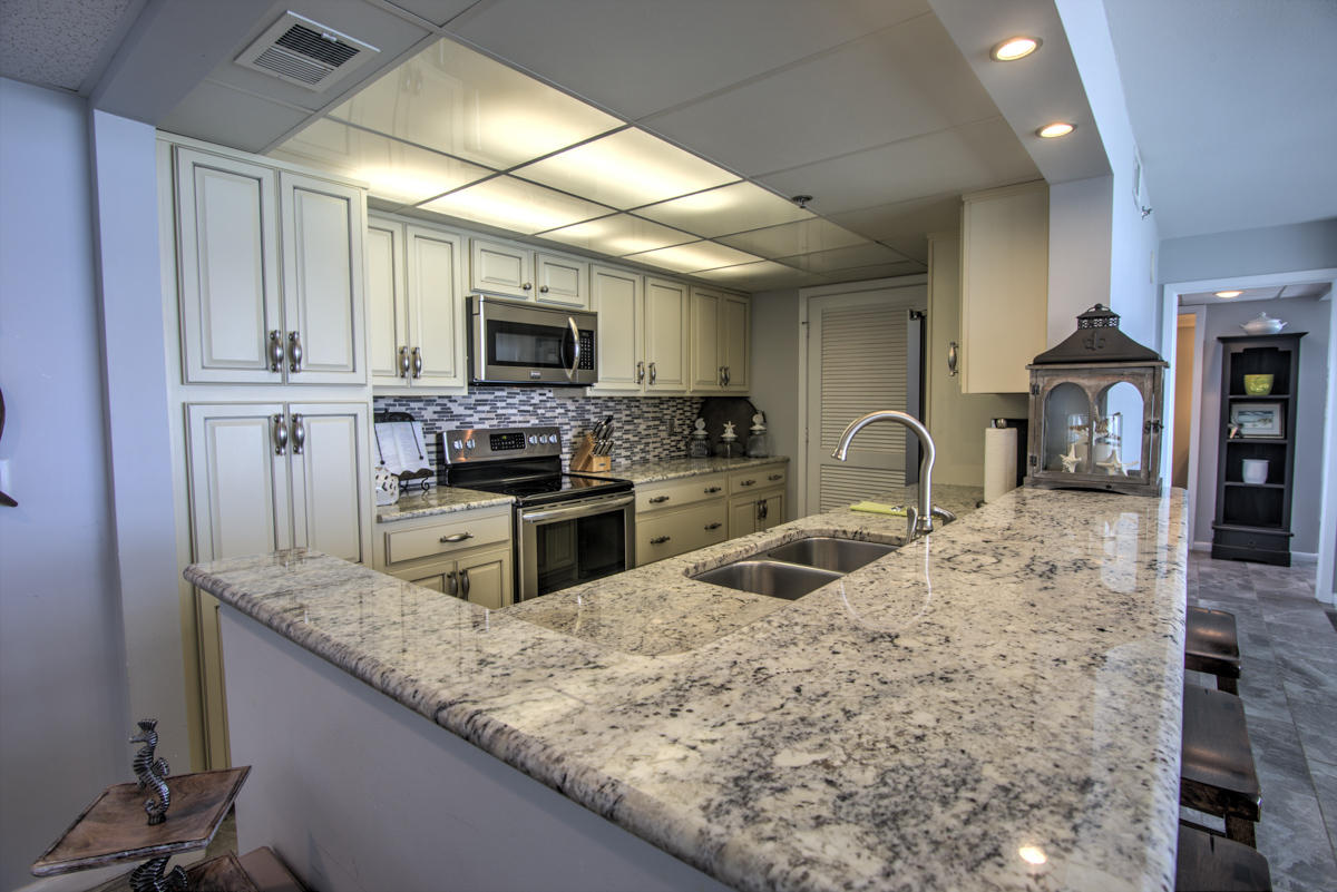 LONG BEACH - Residential