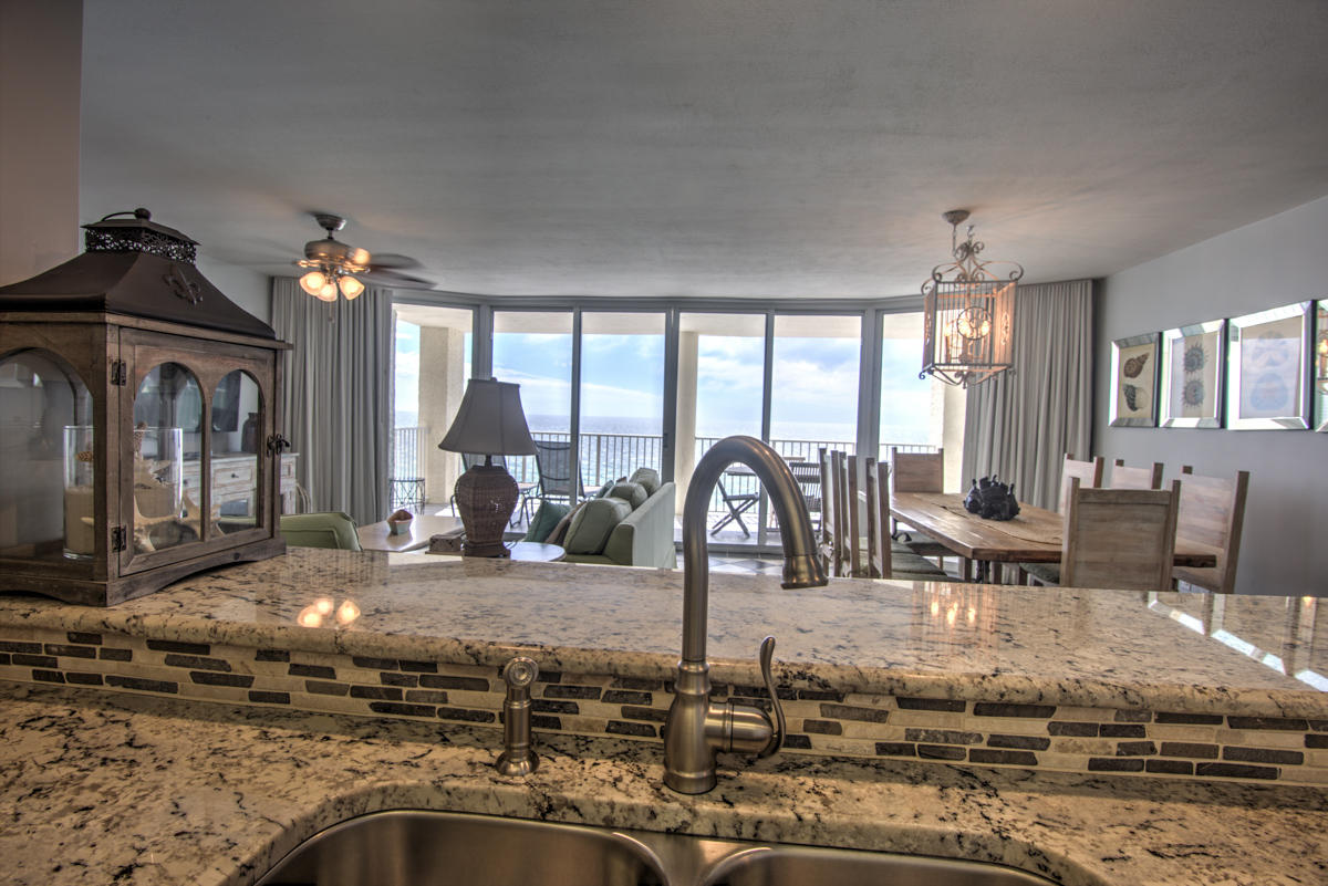 LONG BEACH - Residential