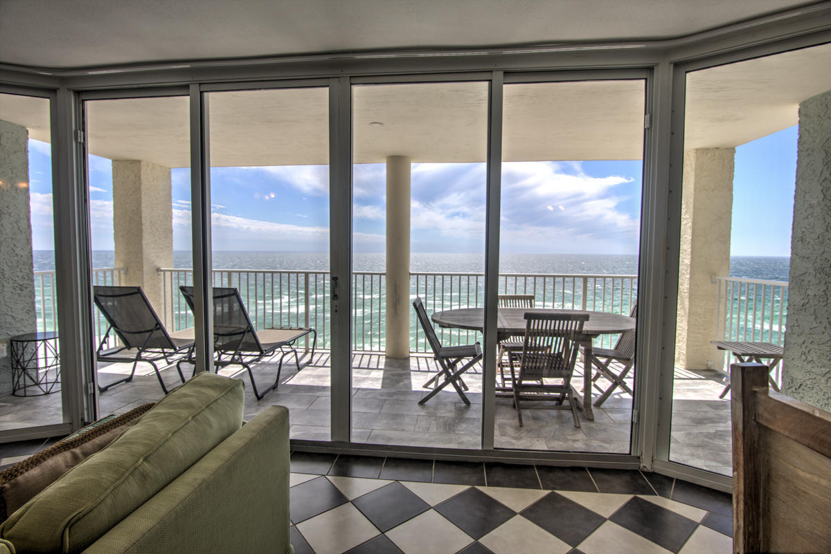 LONG BEACH - Residential