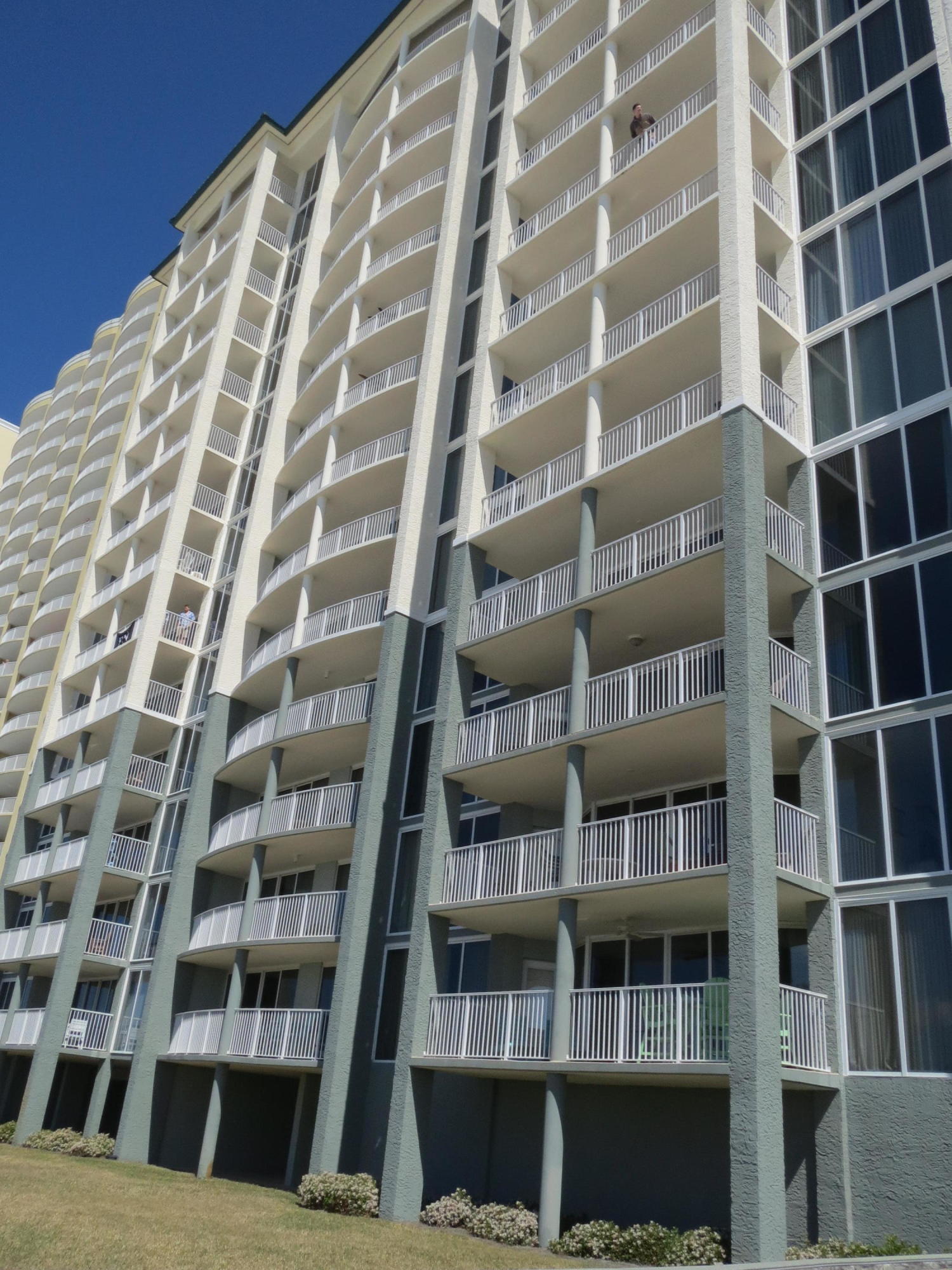 LONG BEACH - Residential