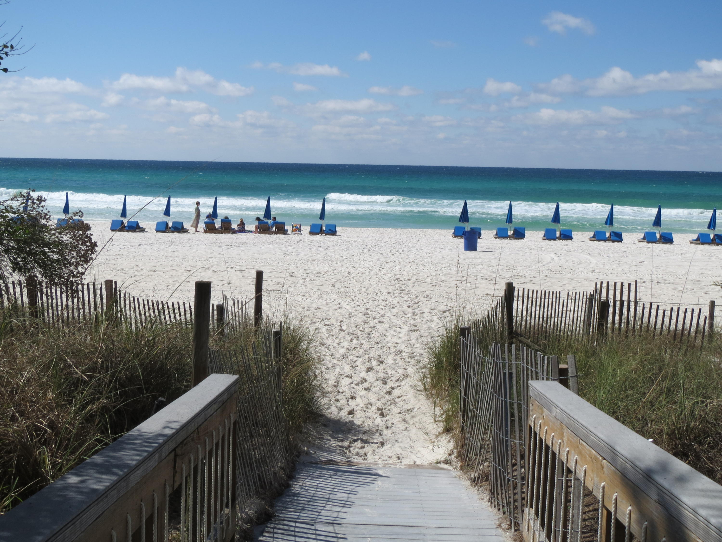 LONG BEACH - Residential