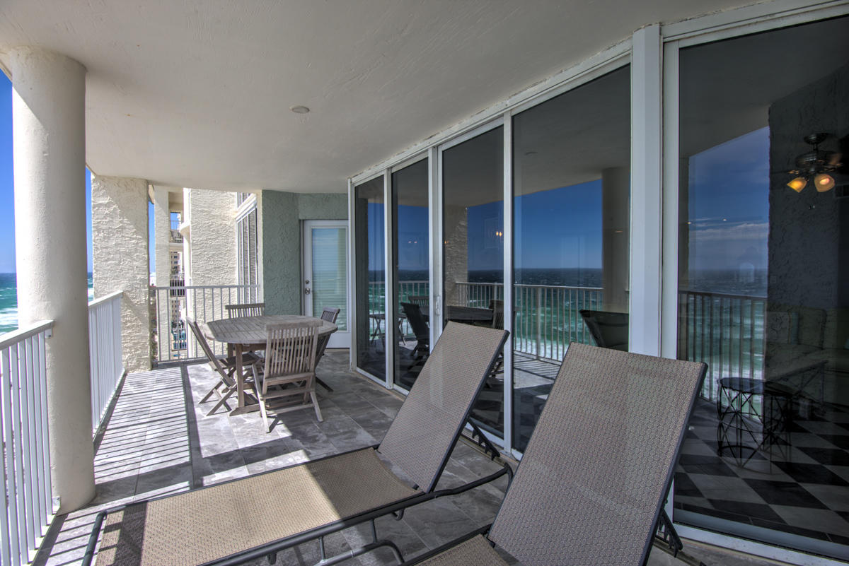 LONG BEACH - Residential