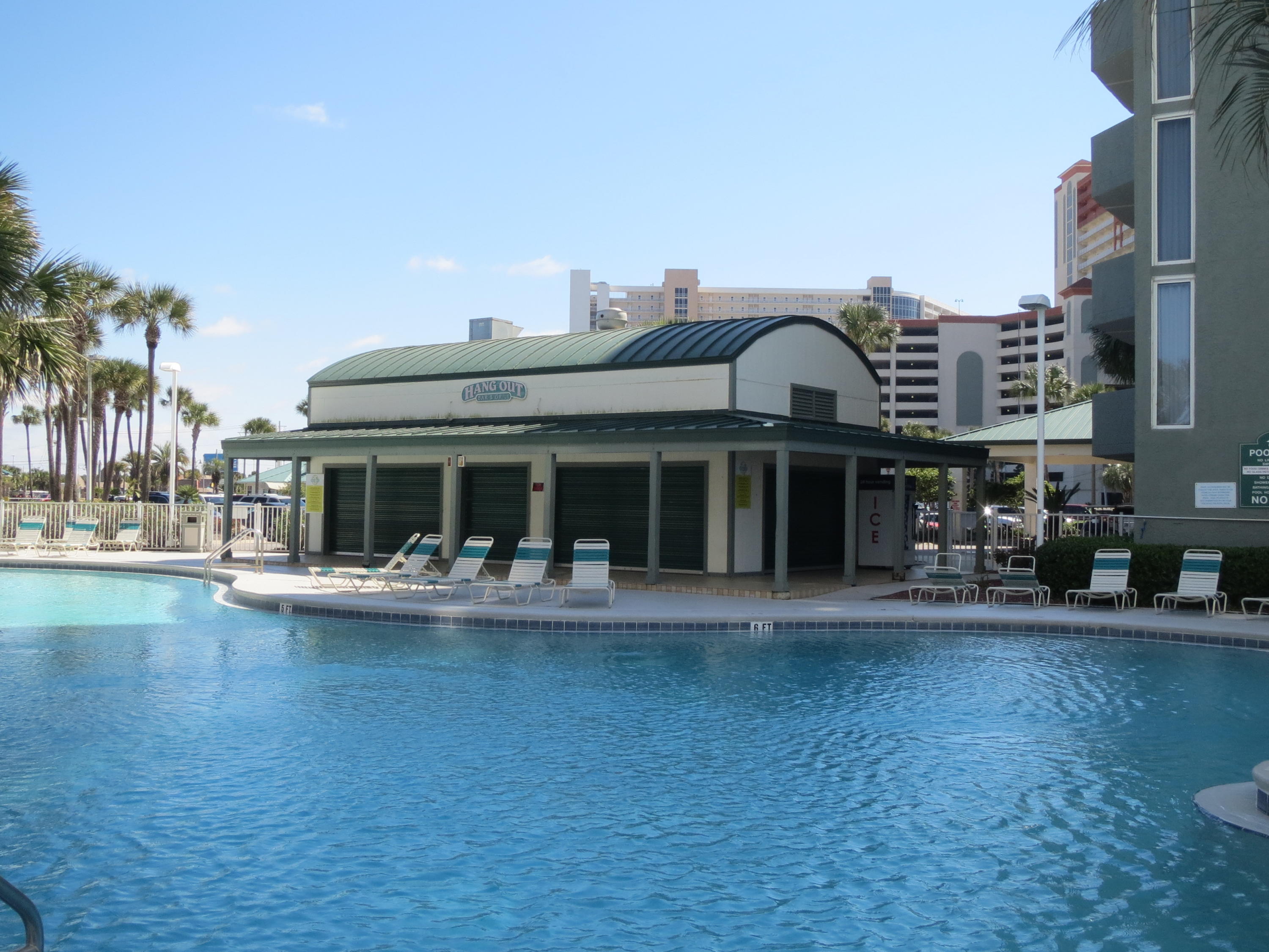 LONG BEACH - Residential