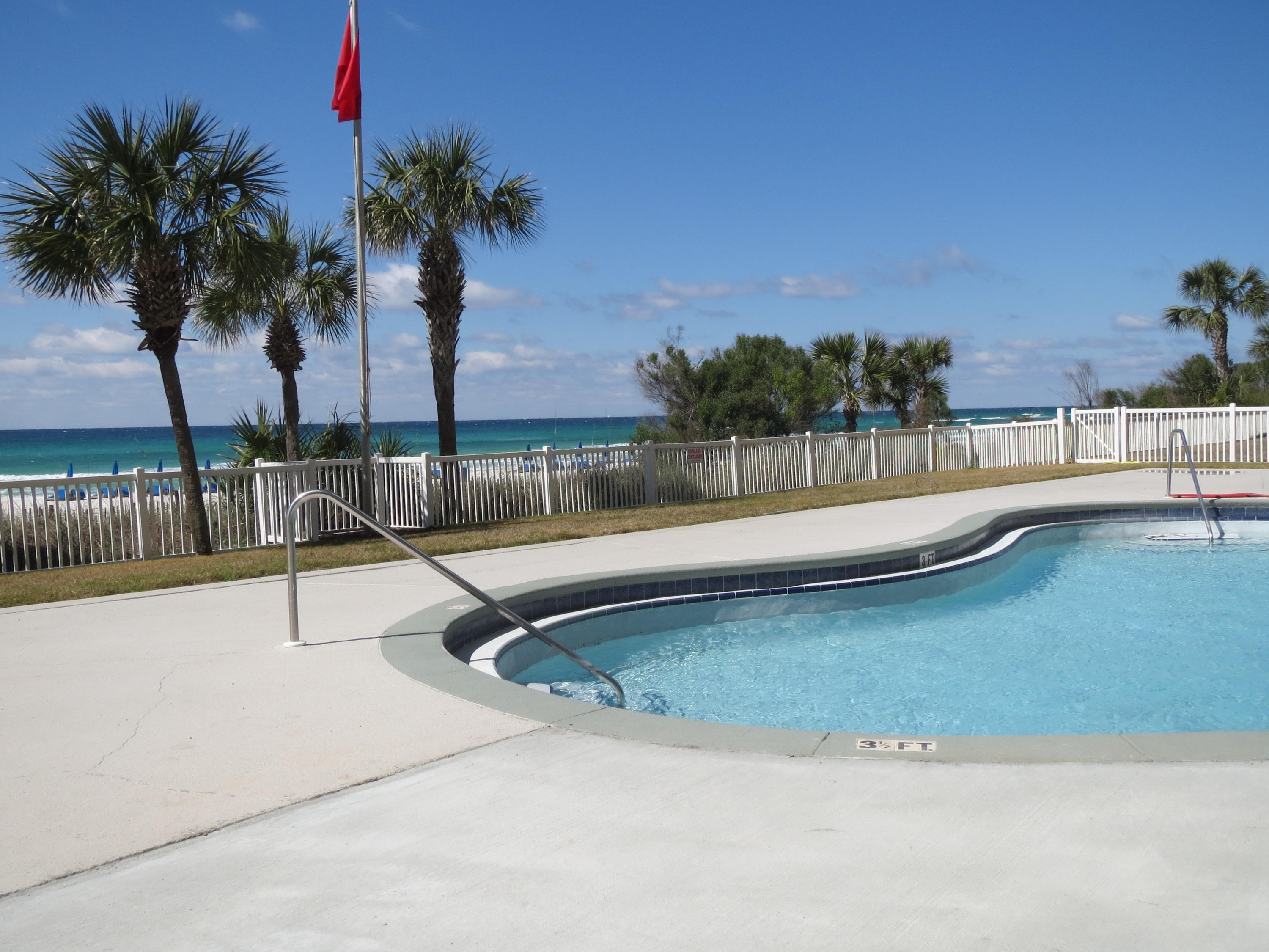 LONG BEACH - Residential