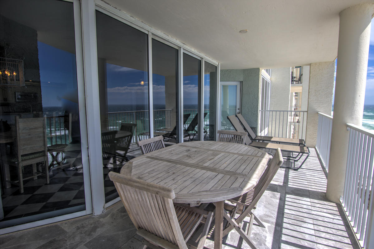 LONG BEACH - Residential