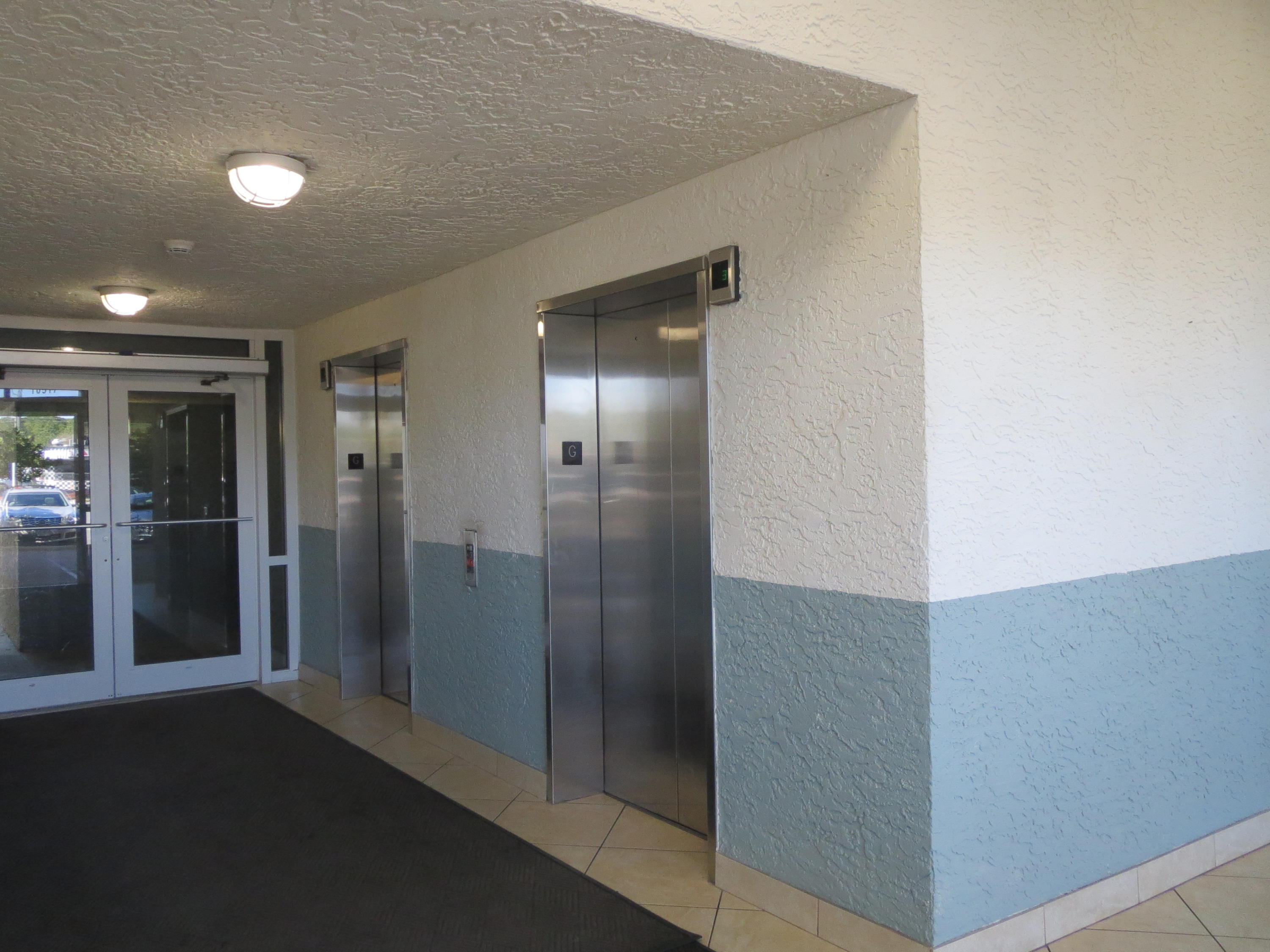 LONG BEACH - Residential