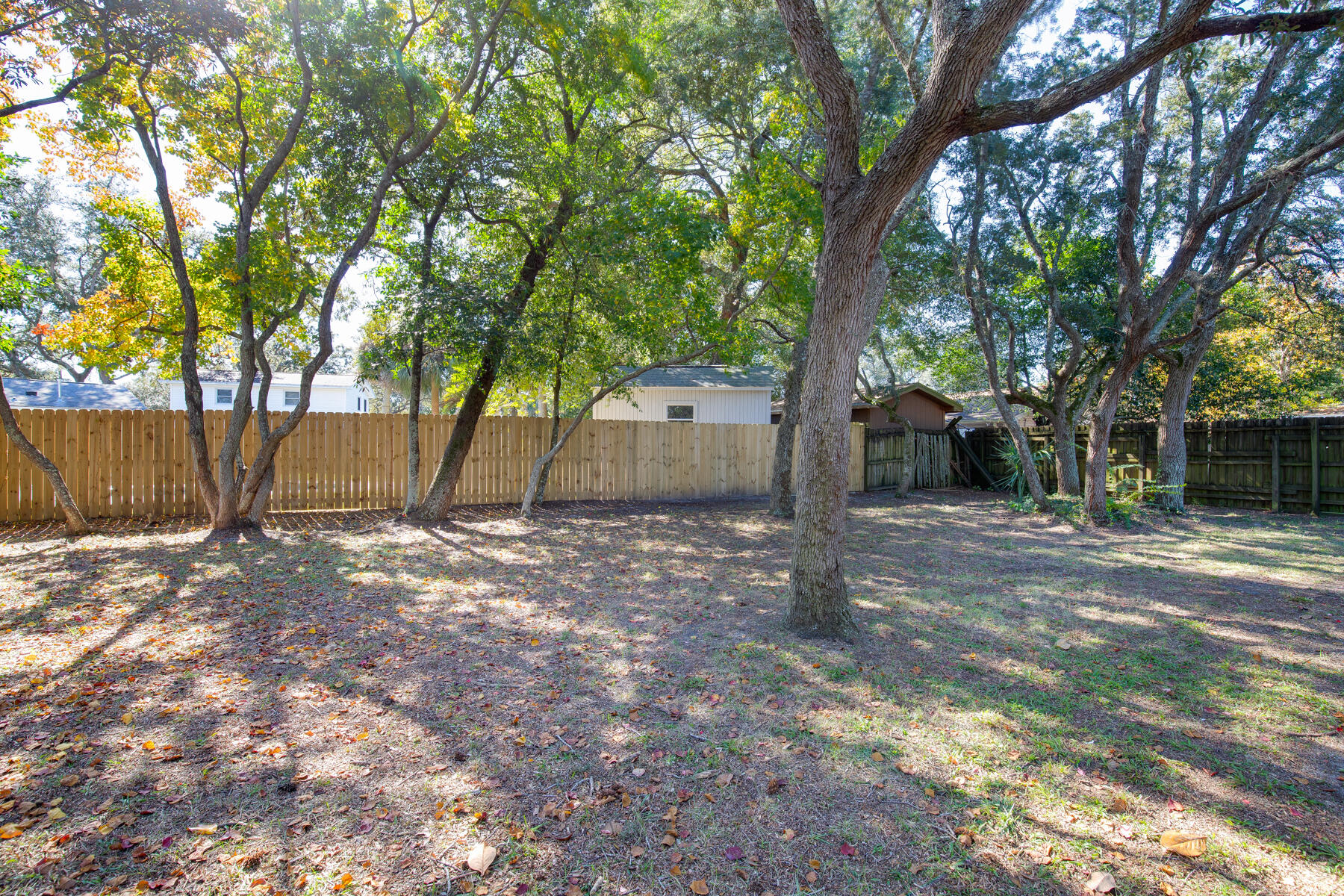 BAYOU WOODS 5TH ADDN - Residential