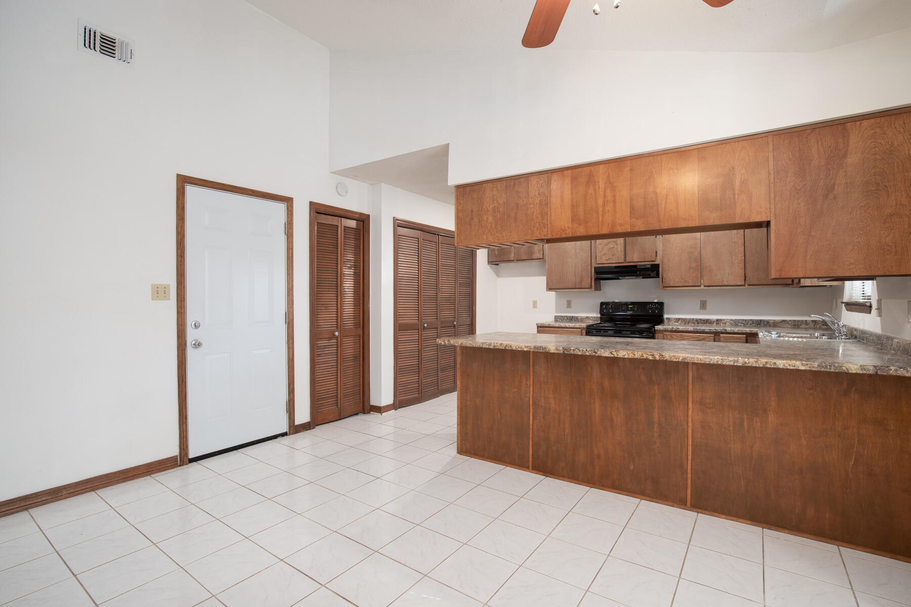 BAYOU WOODS 5TH ADDN - Residential