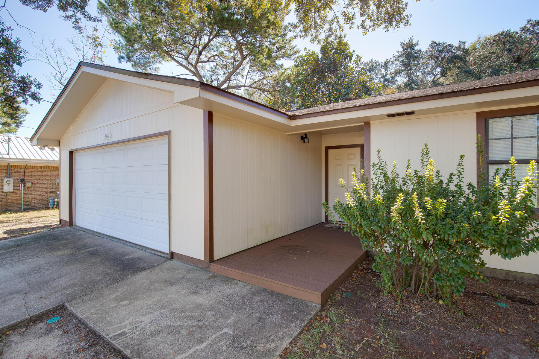 BAYOU WOODS 5TH ADDN - Residential