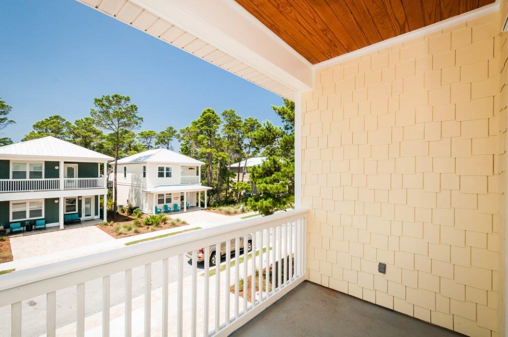 GULF REFLECTIONS - Residential