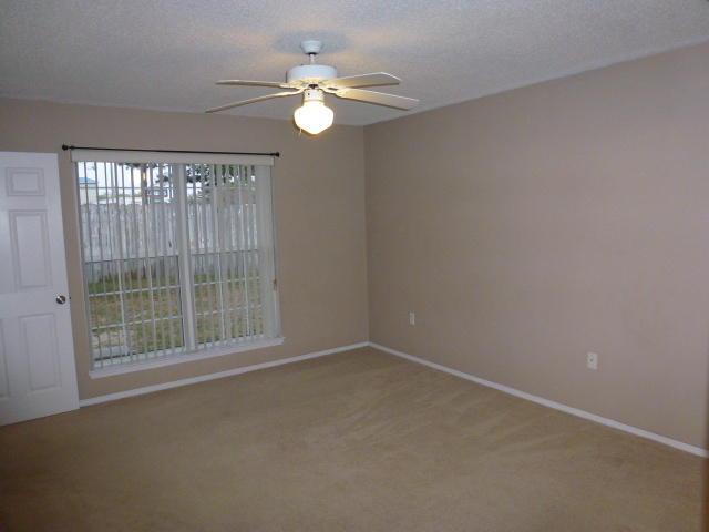 HUNTERS RUN S/D - Residential Lease