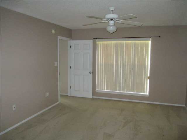 HUNTERS RUN S/D - Residential Lease