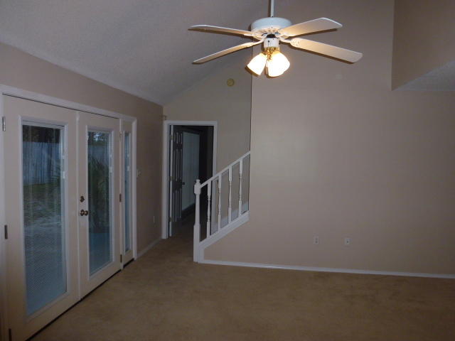 HUNTERS RUN S/D - Residential Lease