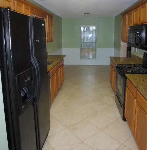 HUNTERS RUN S/D - Residential Lease