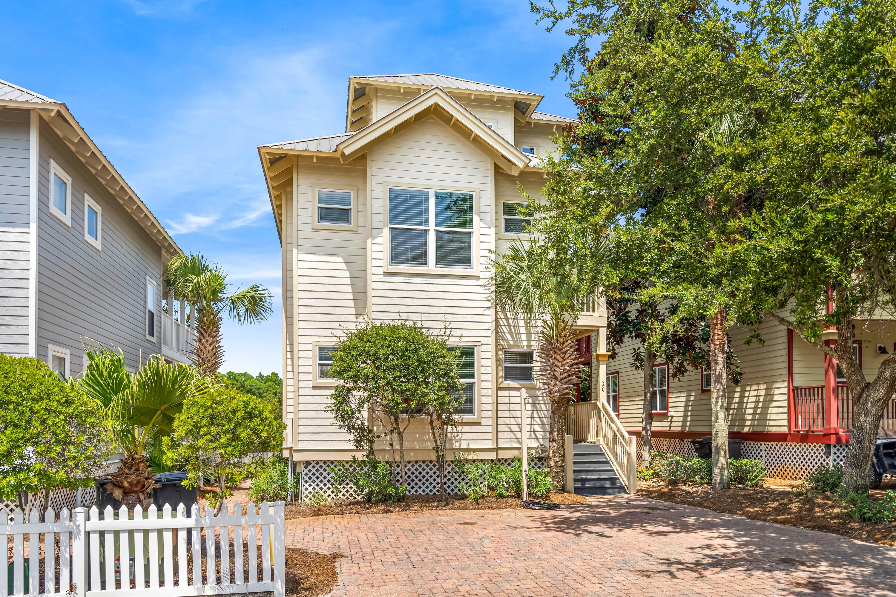OLD FLORIDA VILLAGE - Residential