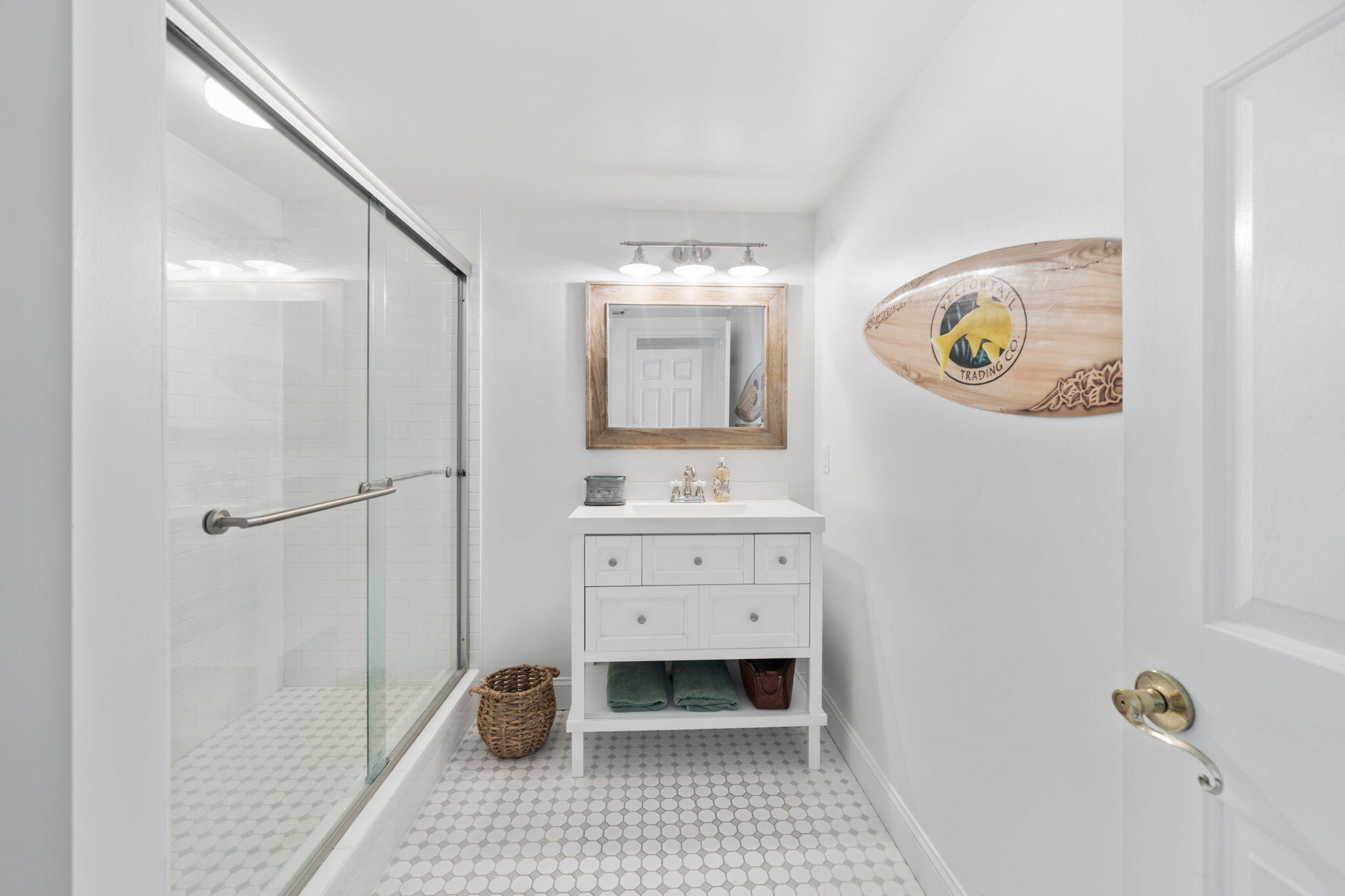 ULTIMATE CONDO THE - Residential