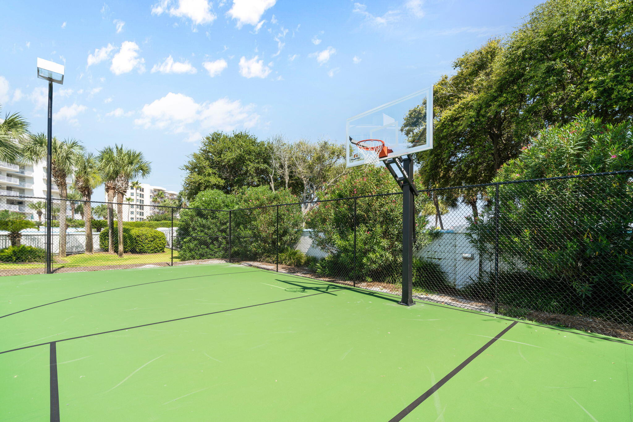 ULTIMATE CONDO THE - Residential