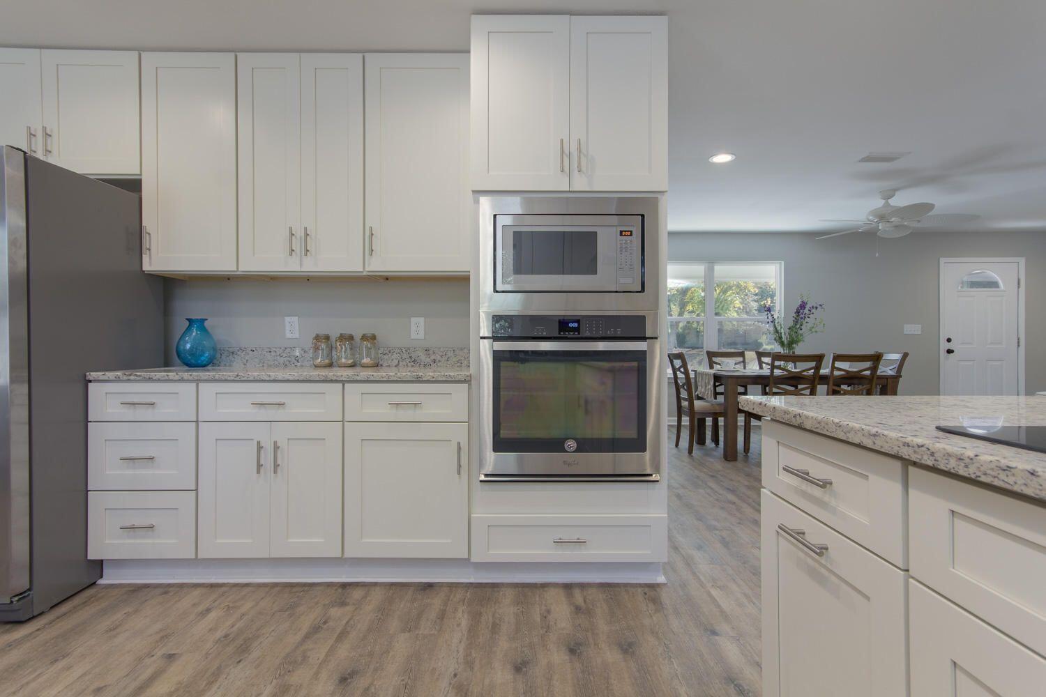 RAINTREE ESTATES - Residential