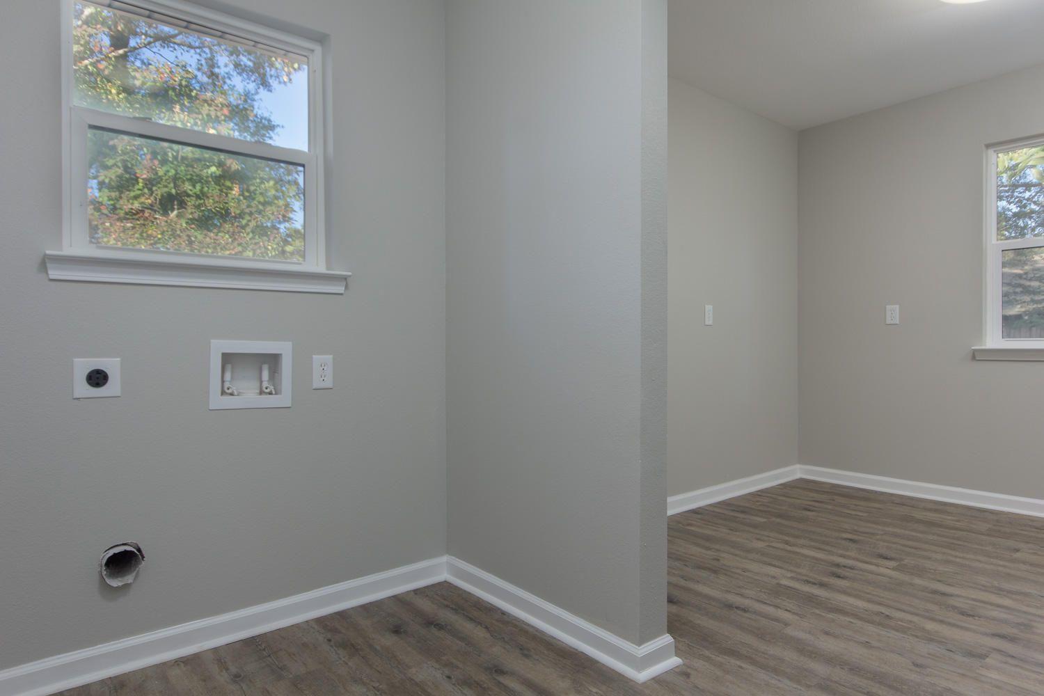 RAINTREE ESTATES - Residential