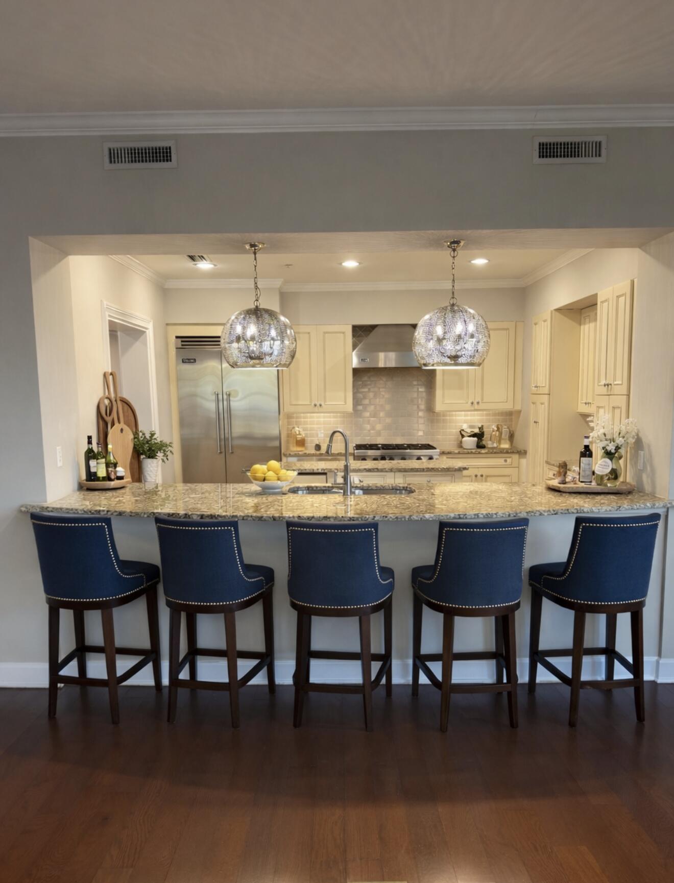 ONE WATER PLACE - Residential