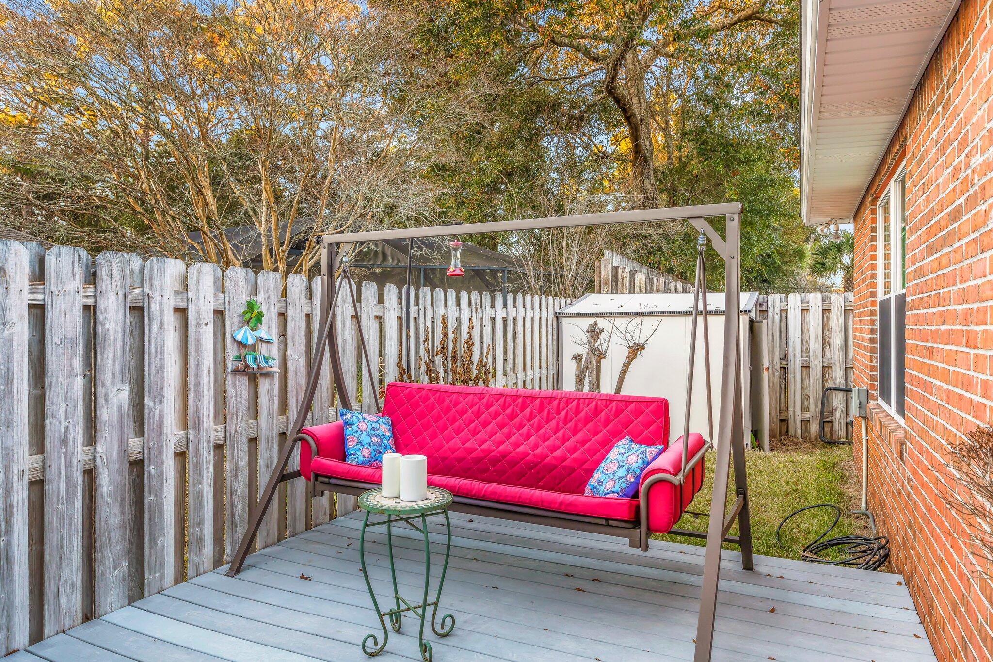 NORTH RIDGE CREEK S/D - Residential