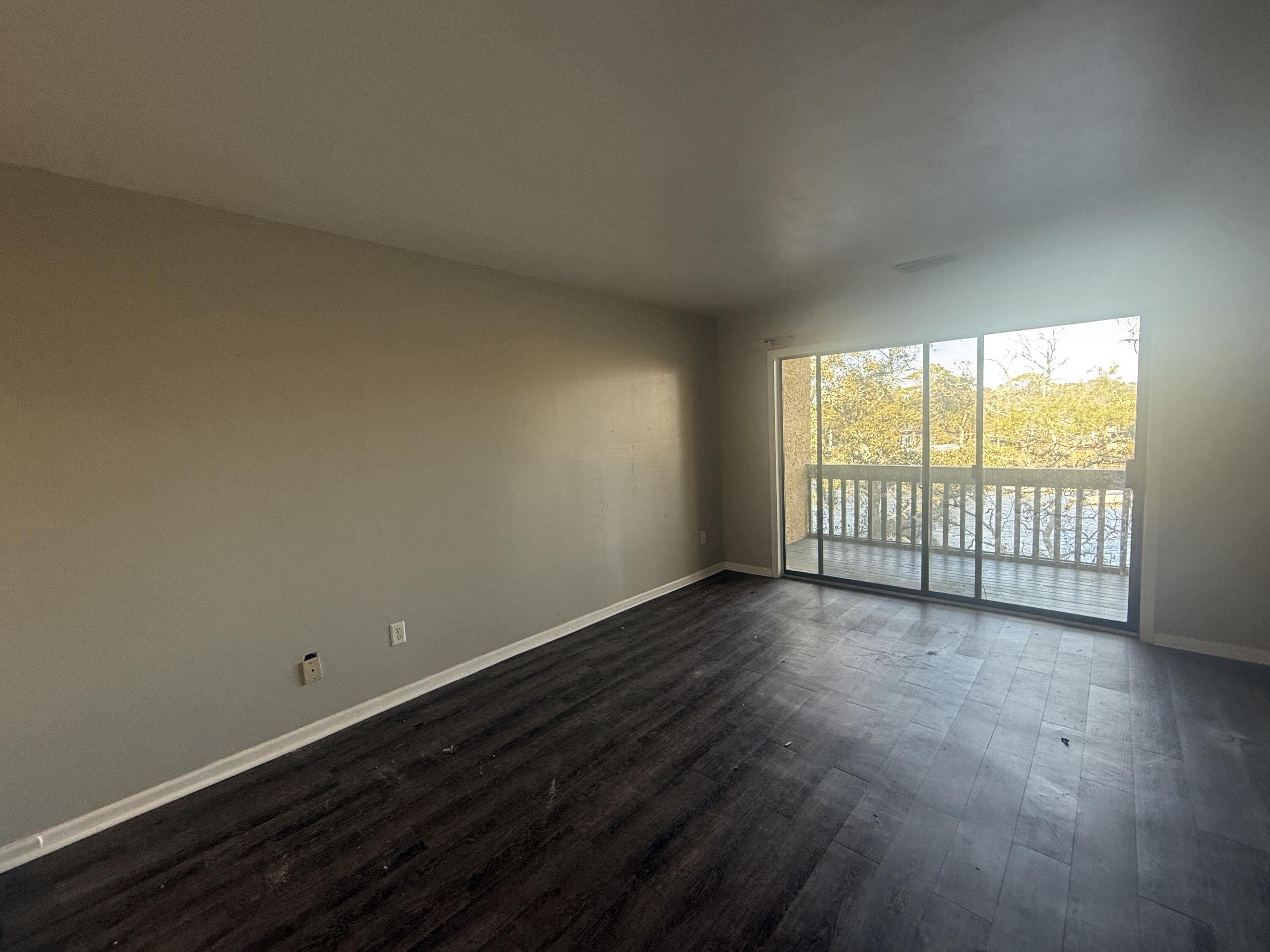 MARINA VILLAS CONDO AT BLUEWATER BAY - Residential Lease