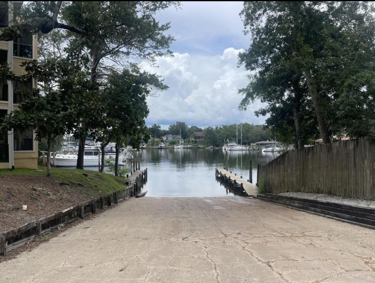 MARINA VILLAS CONDO AT BLUEWATER BAY - Residential Lease