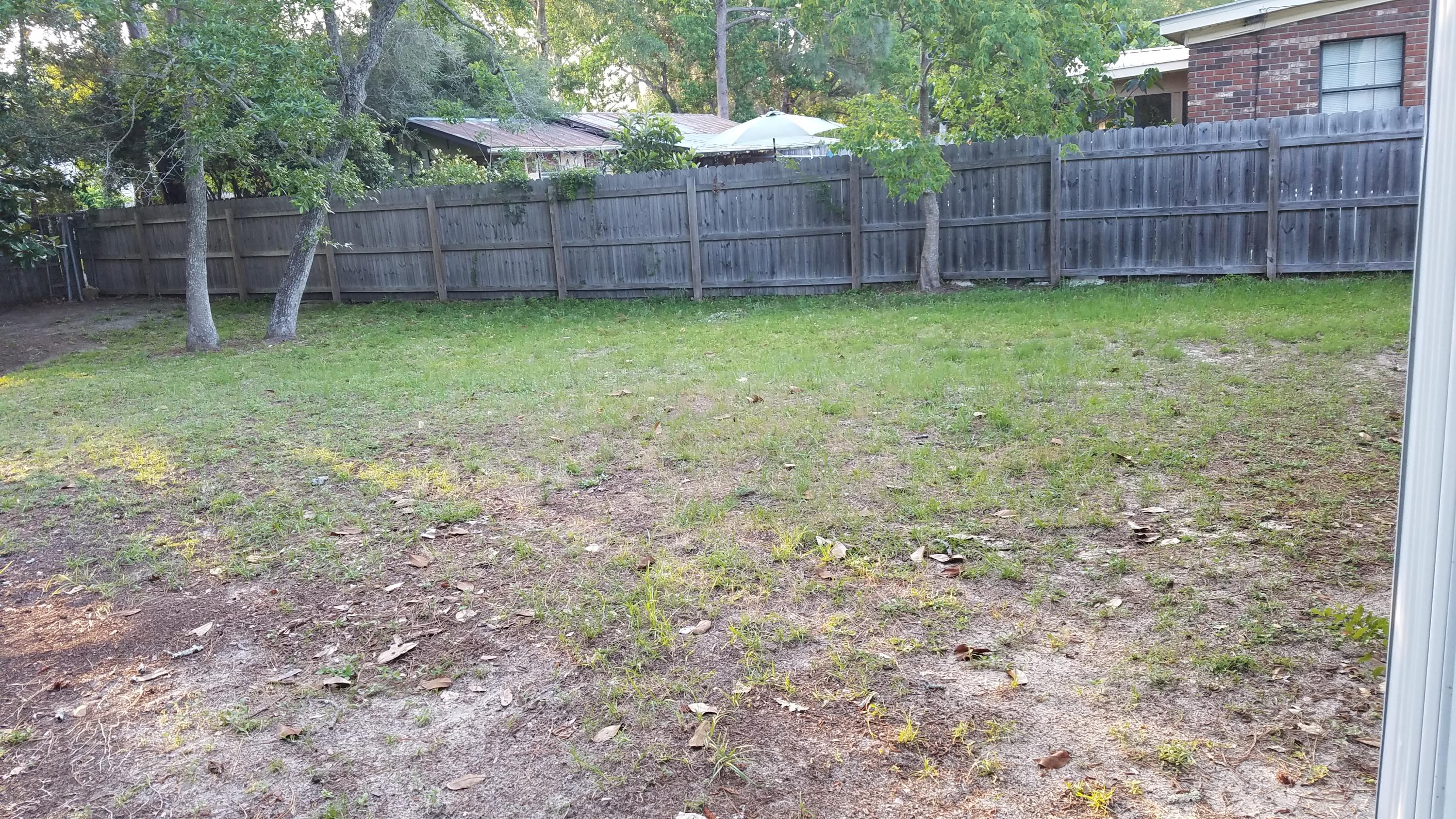 VALPARAISO PINECREST 6 - Residential Lease