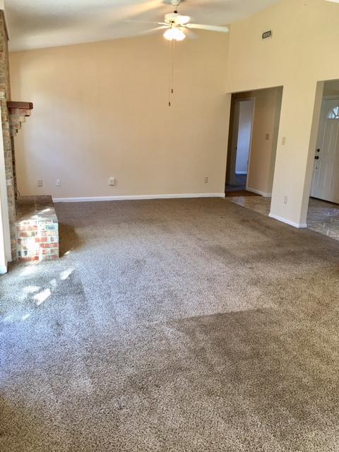 VALPARAISO PINECREST 6 - Residential Lease