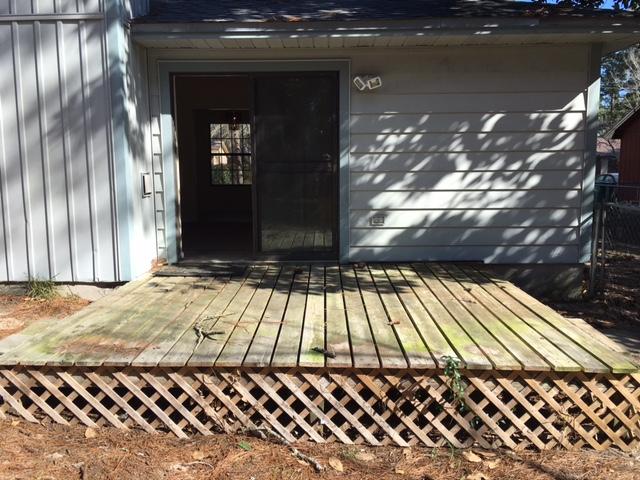 VALPARAISO PINECREST 6 - Residential Lease