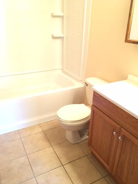 VALPARAISO PINECREST 6 - Residential Lease