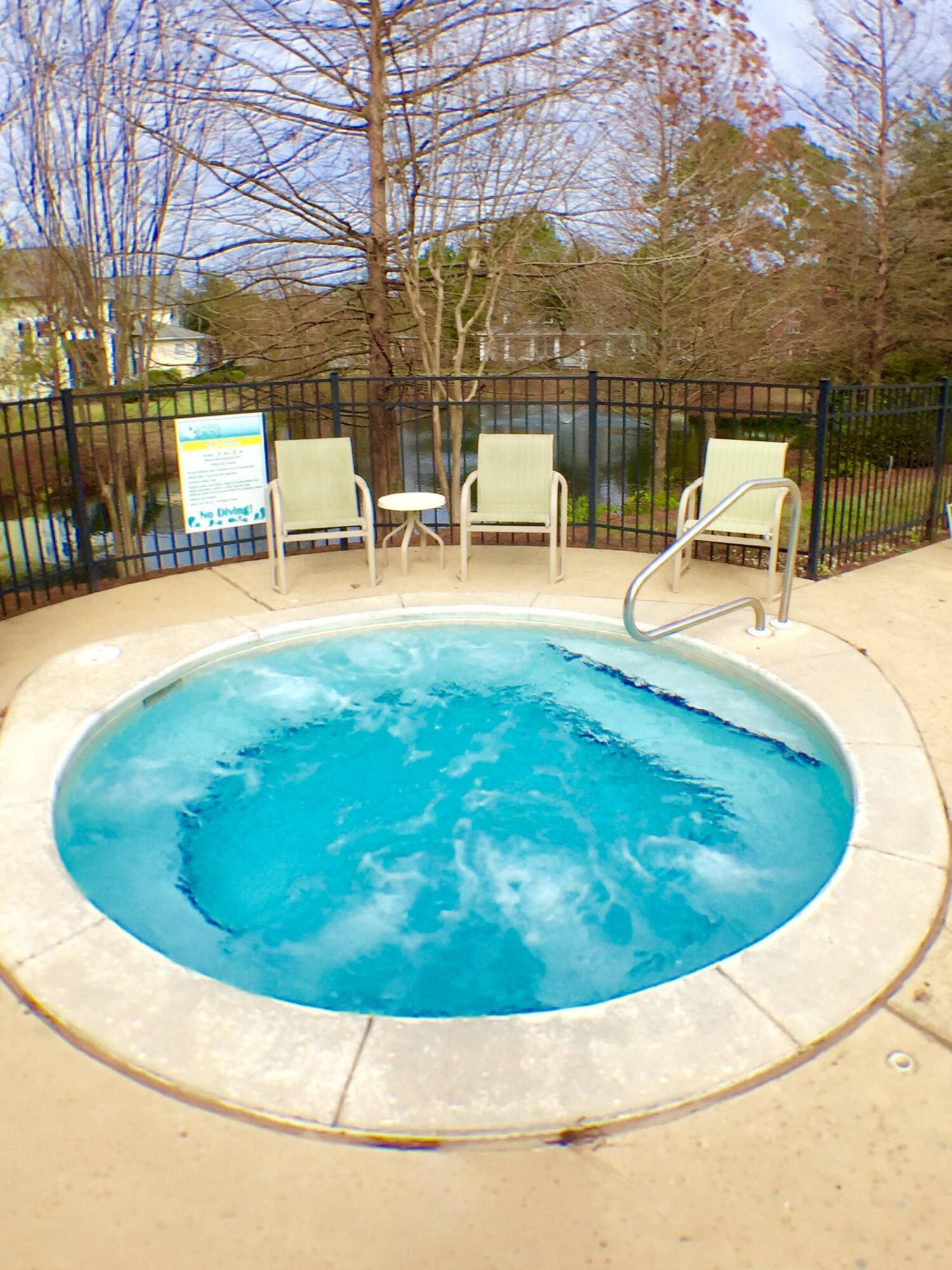 LAUREL GROVE - Residential