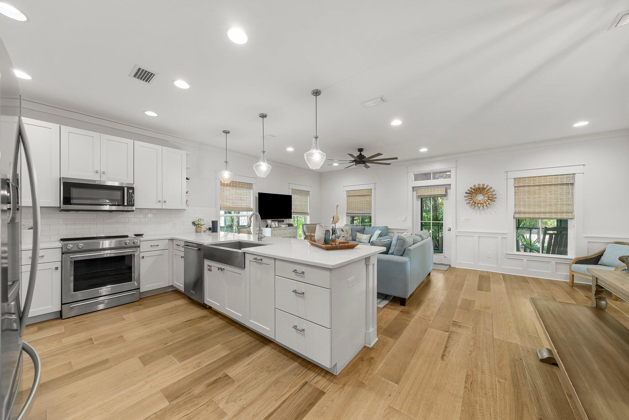 MAGNOLIA COTTAGES - Residential