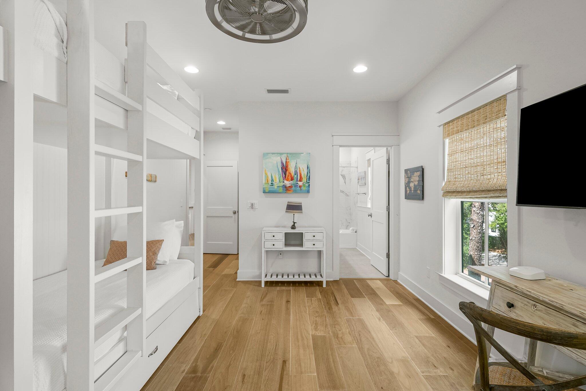 MAGNOLIA COTTAGES - Residential