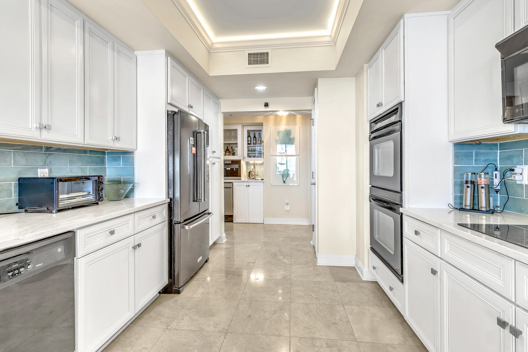 ONE BEACH CLUB DRIVE - Residential