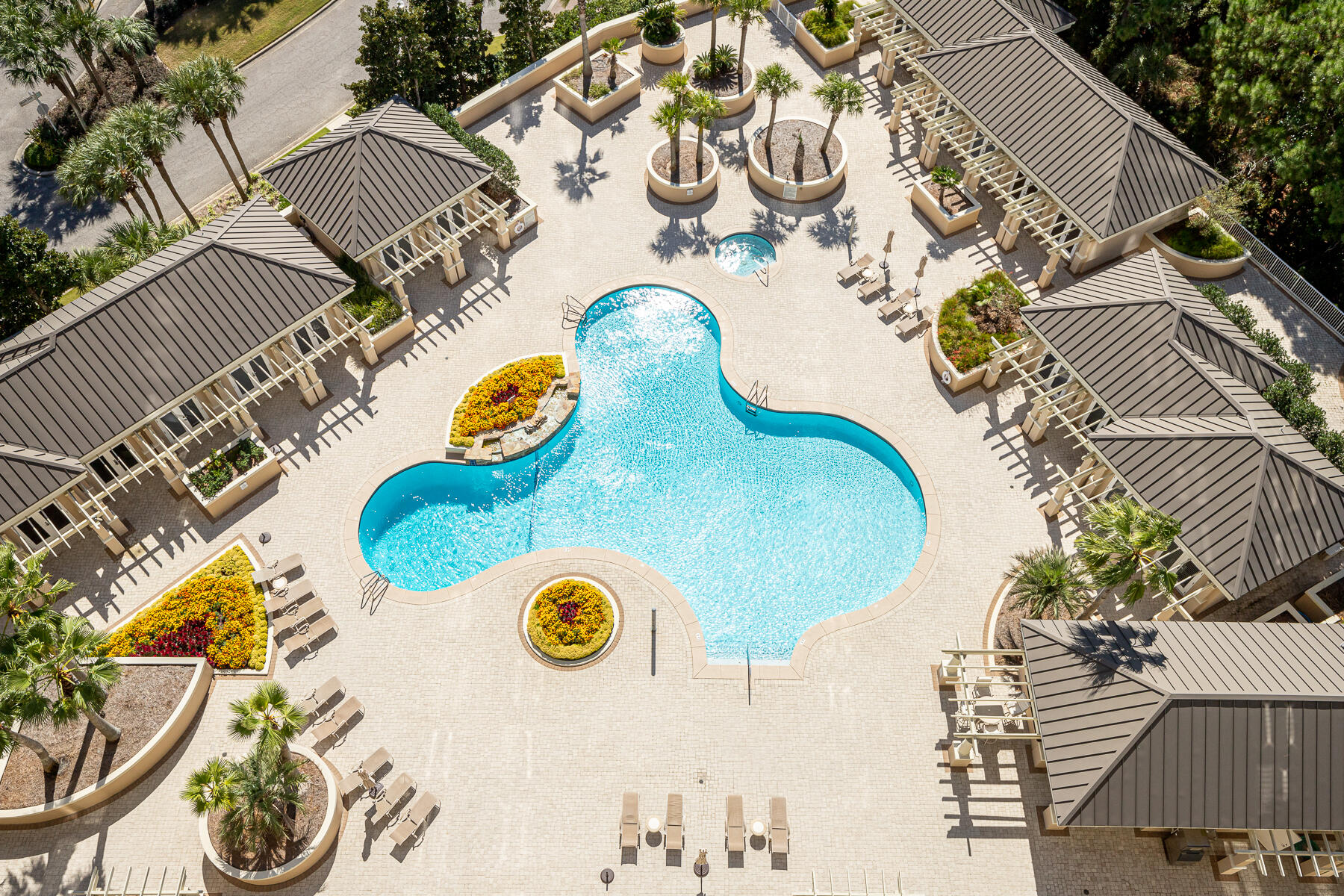 ONE BEACH CLUB DRIVE - Residential
