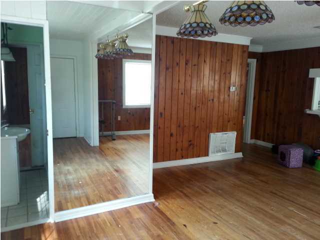 MCLAUGHLIN & HARRIS - Residential