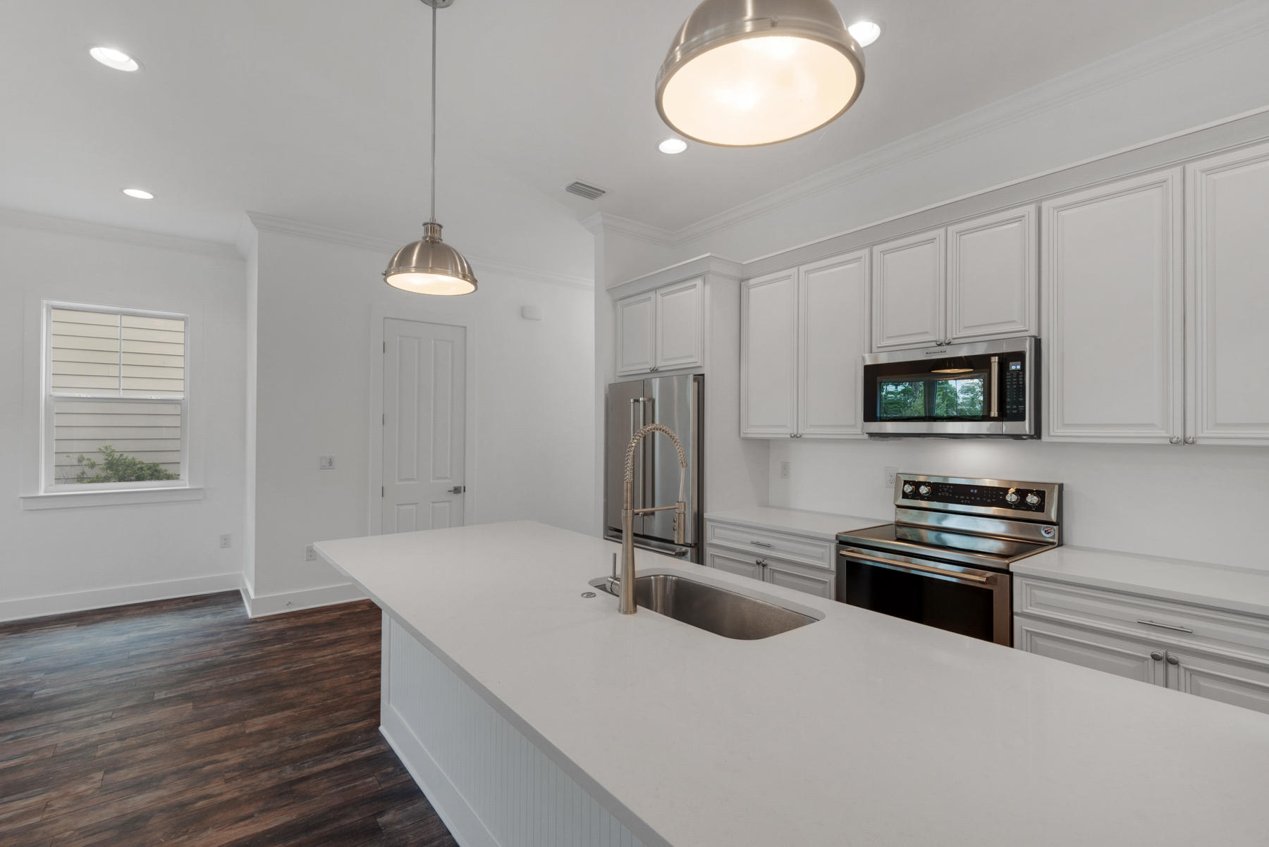 GULF REFLECTIONS - Residential