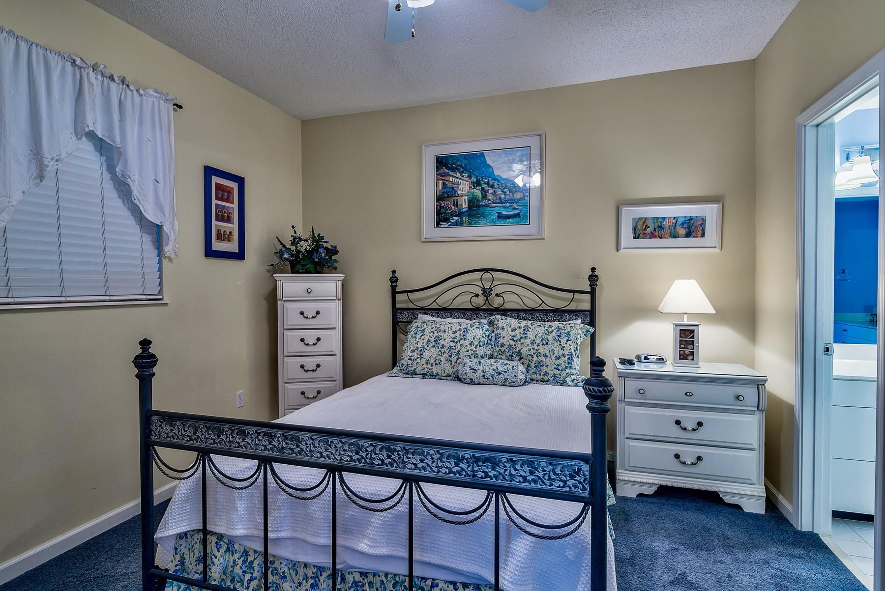 LEEWARD KEY - Residential