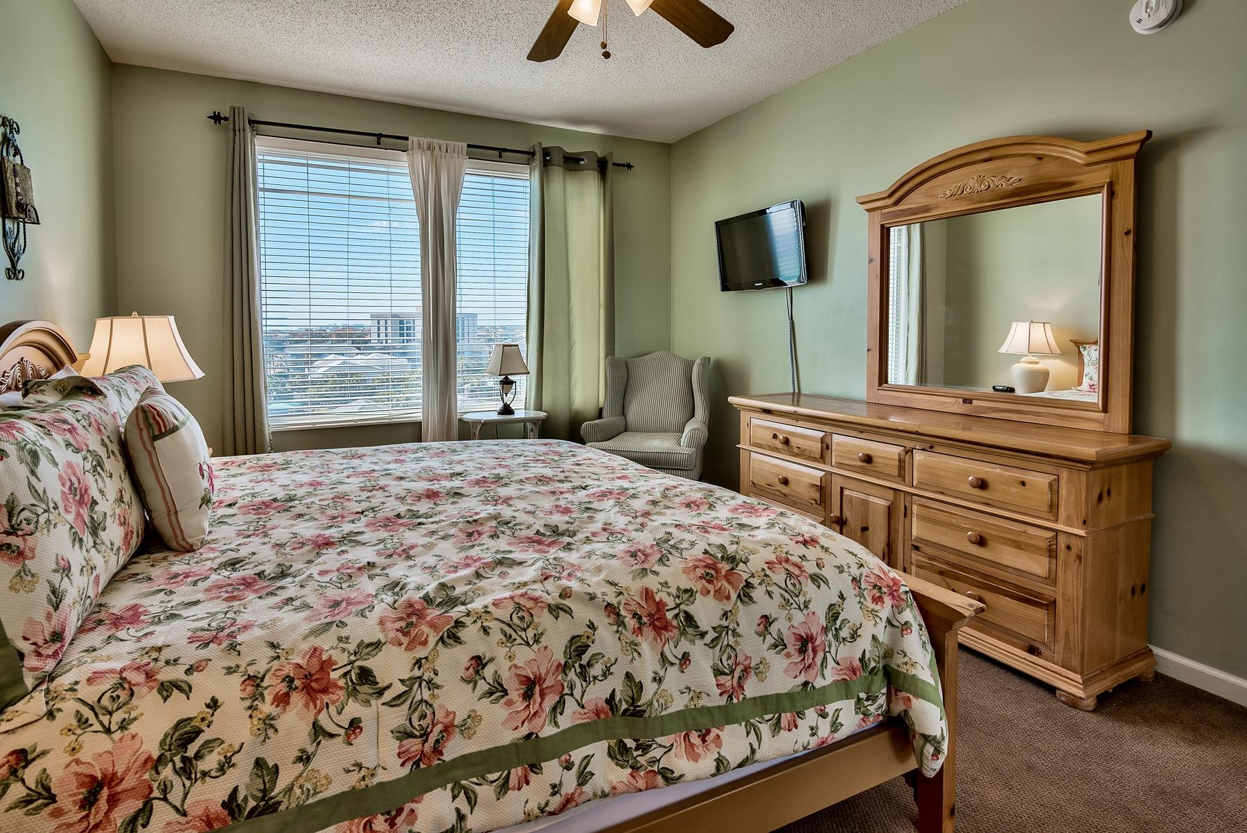 LEEWARD KEY - Residential