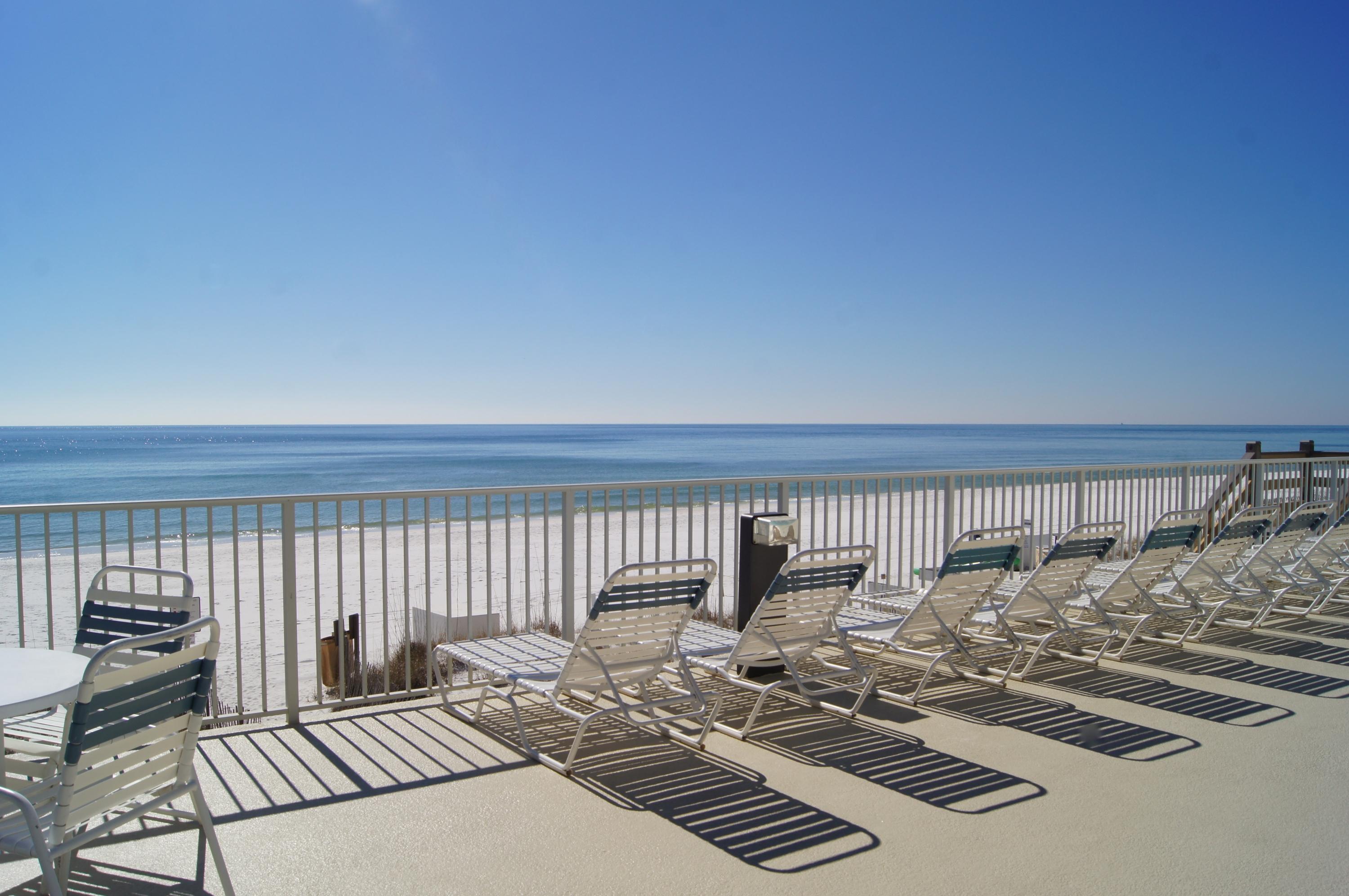 LEEWARD KEY - Residential