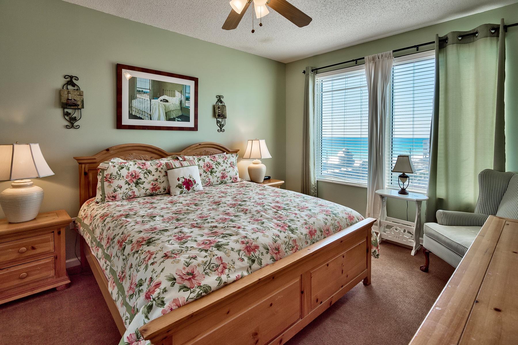 LEEWARD KEY - Residential