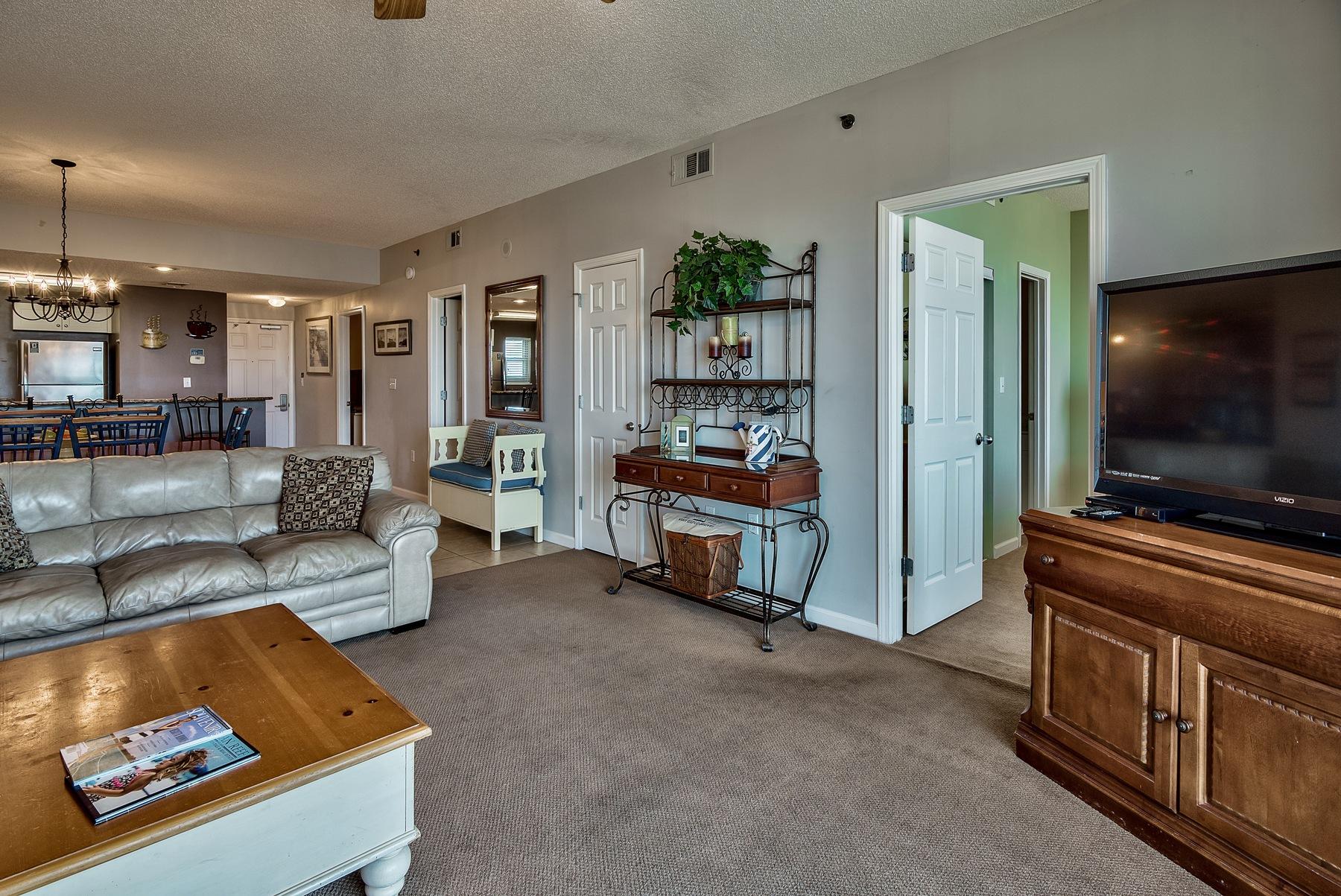 LEEWARD KEY - Residential