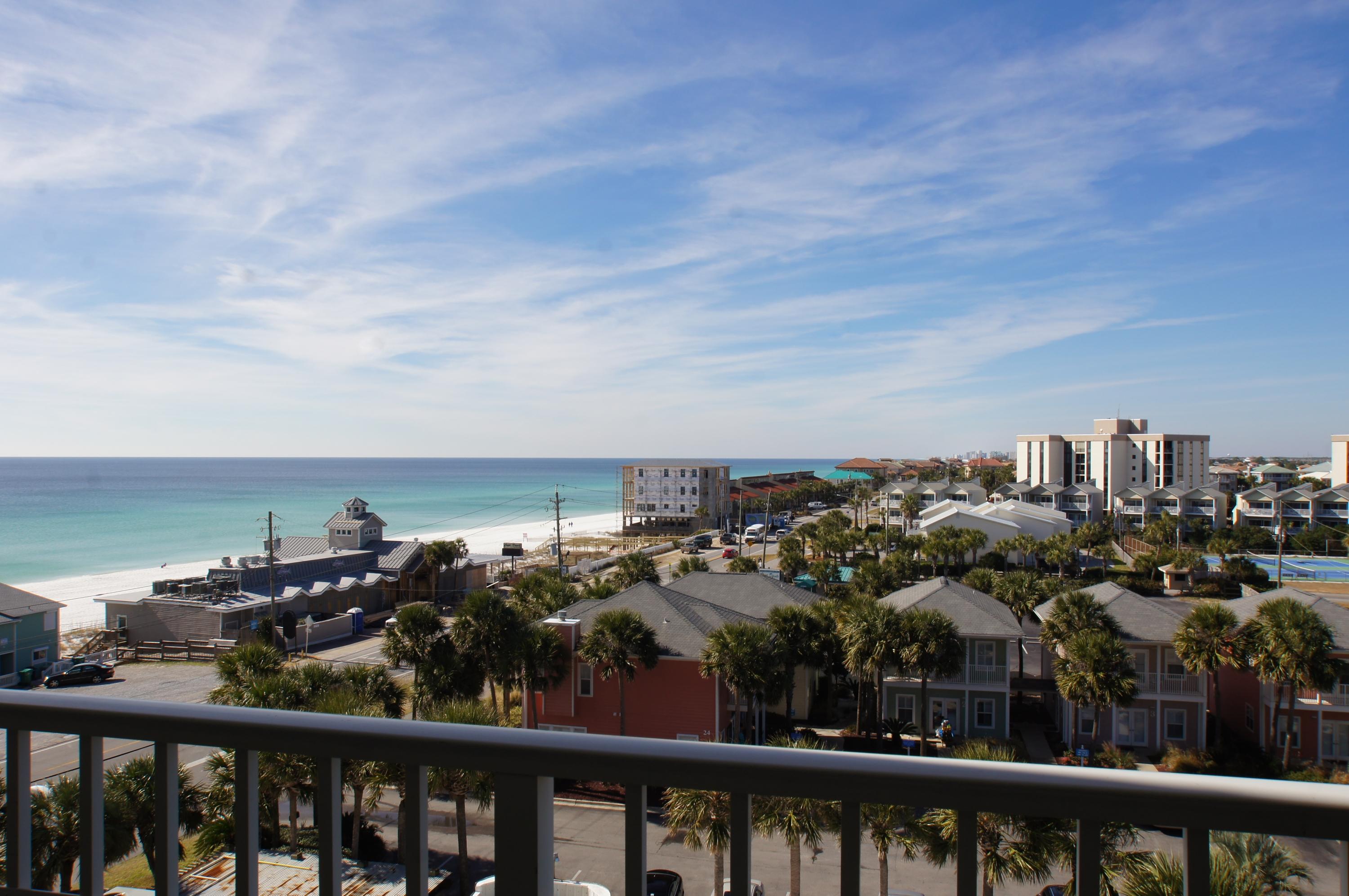 LEEWARD KEY - Residential